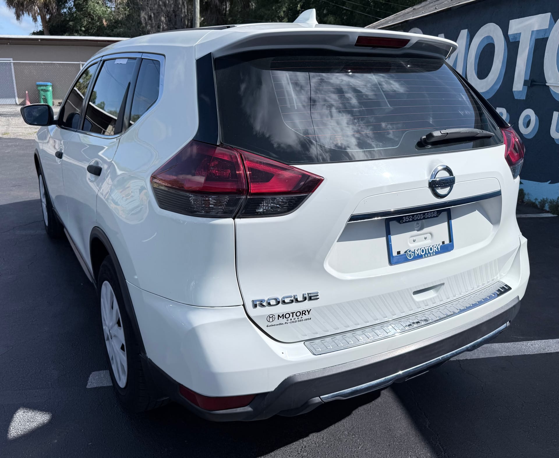 2018 NISSAN ROGUE - Gallery Image