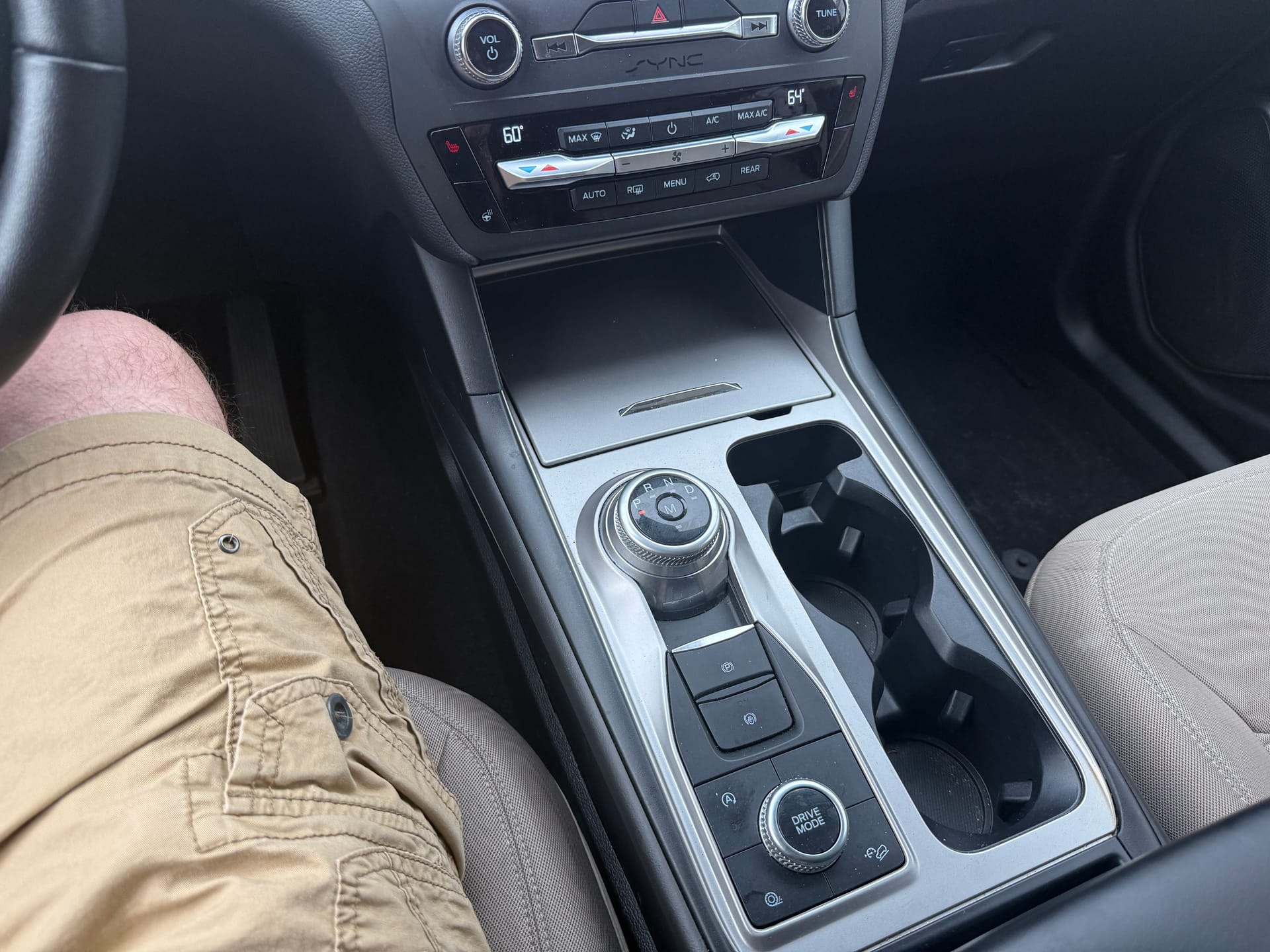 2020 FORD EXPLORER - Gallery Image