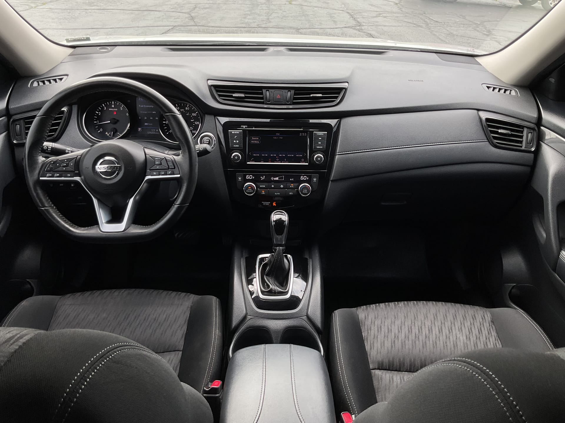 2019 NISSAN ROGUE - Gallery Image