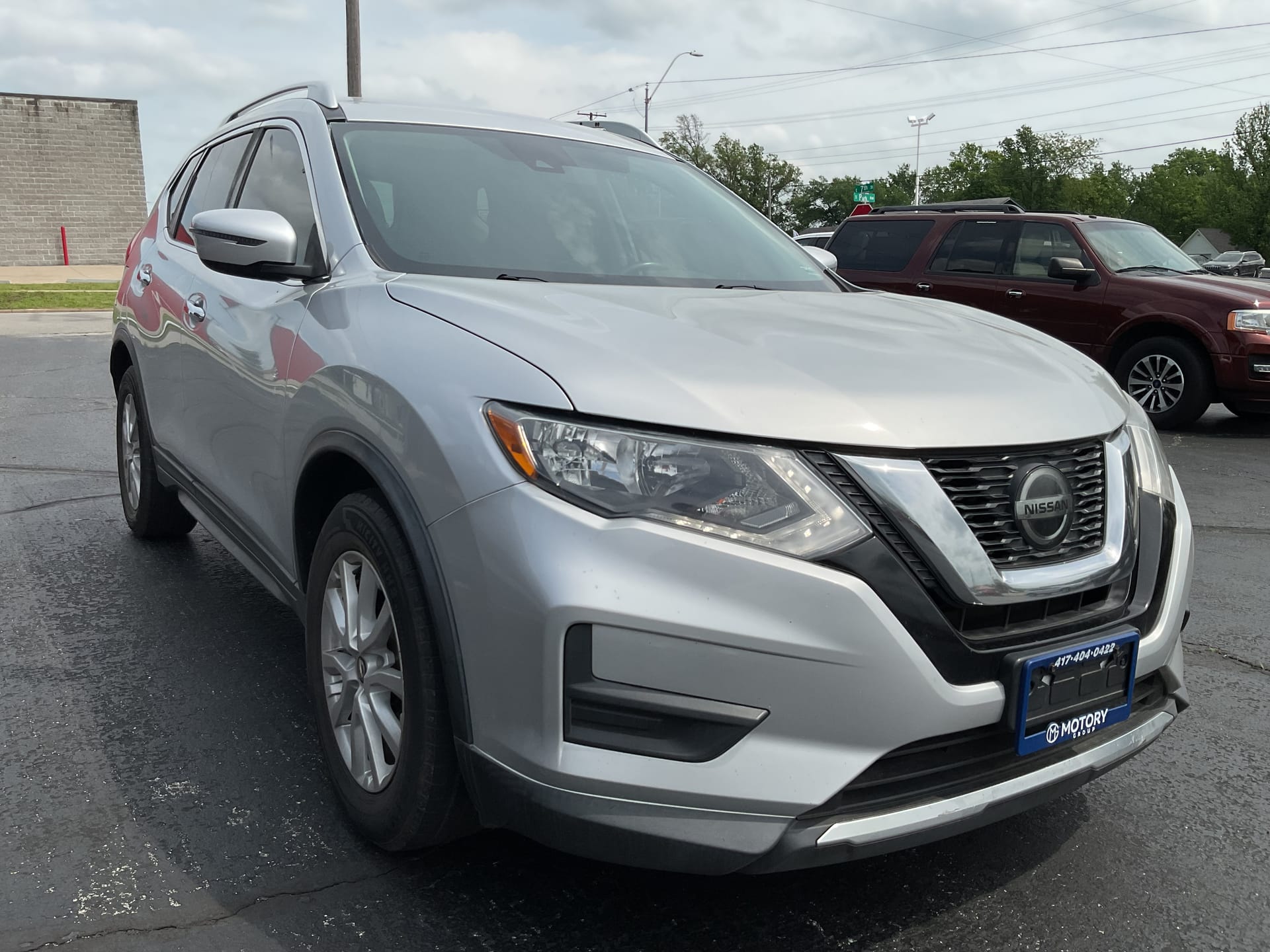 2019 NISSAN ROGUE - Gallery Image