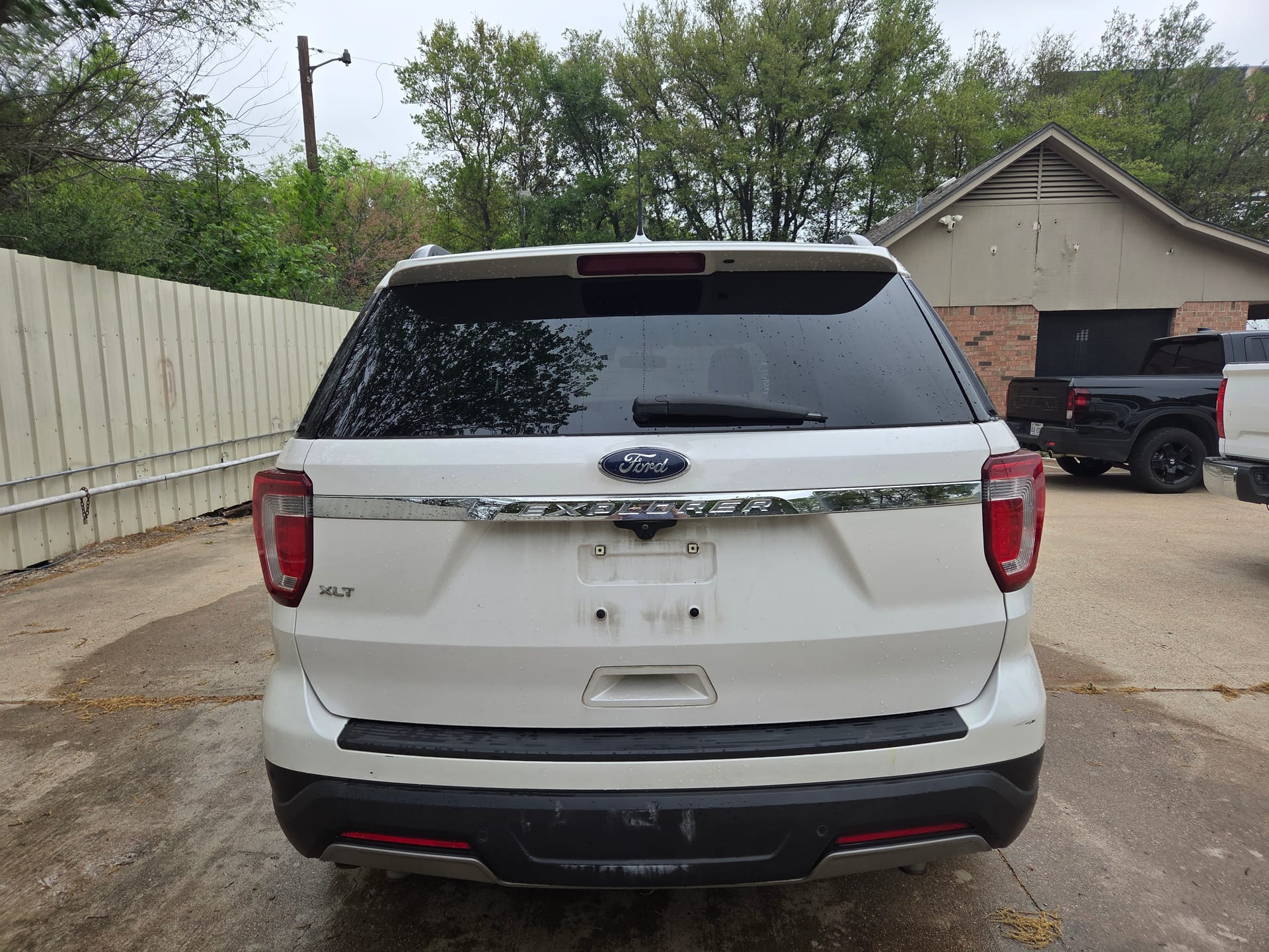 2019 FORD EXPLORER - Gallery Image