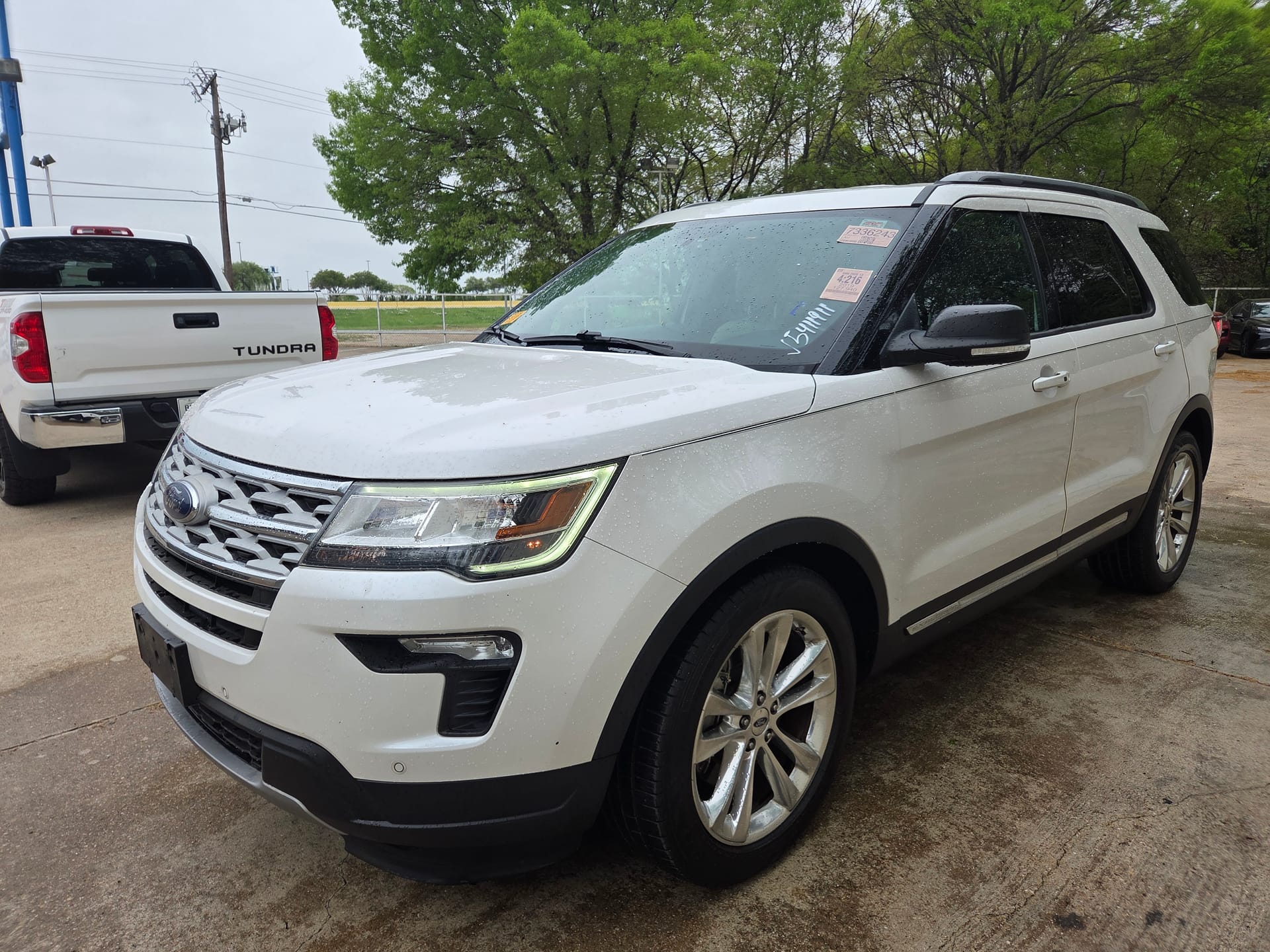 2019 FORD EXPLORER - Gallery Image