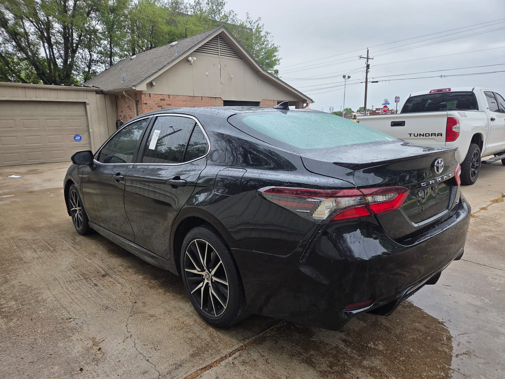 2021 TOYOTA CAMRY - Gallery Image