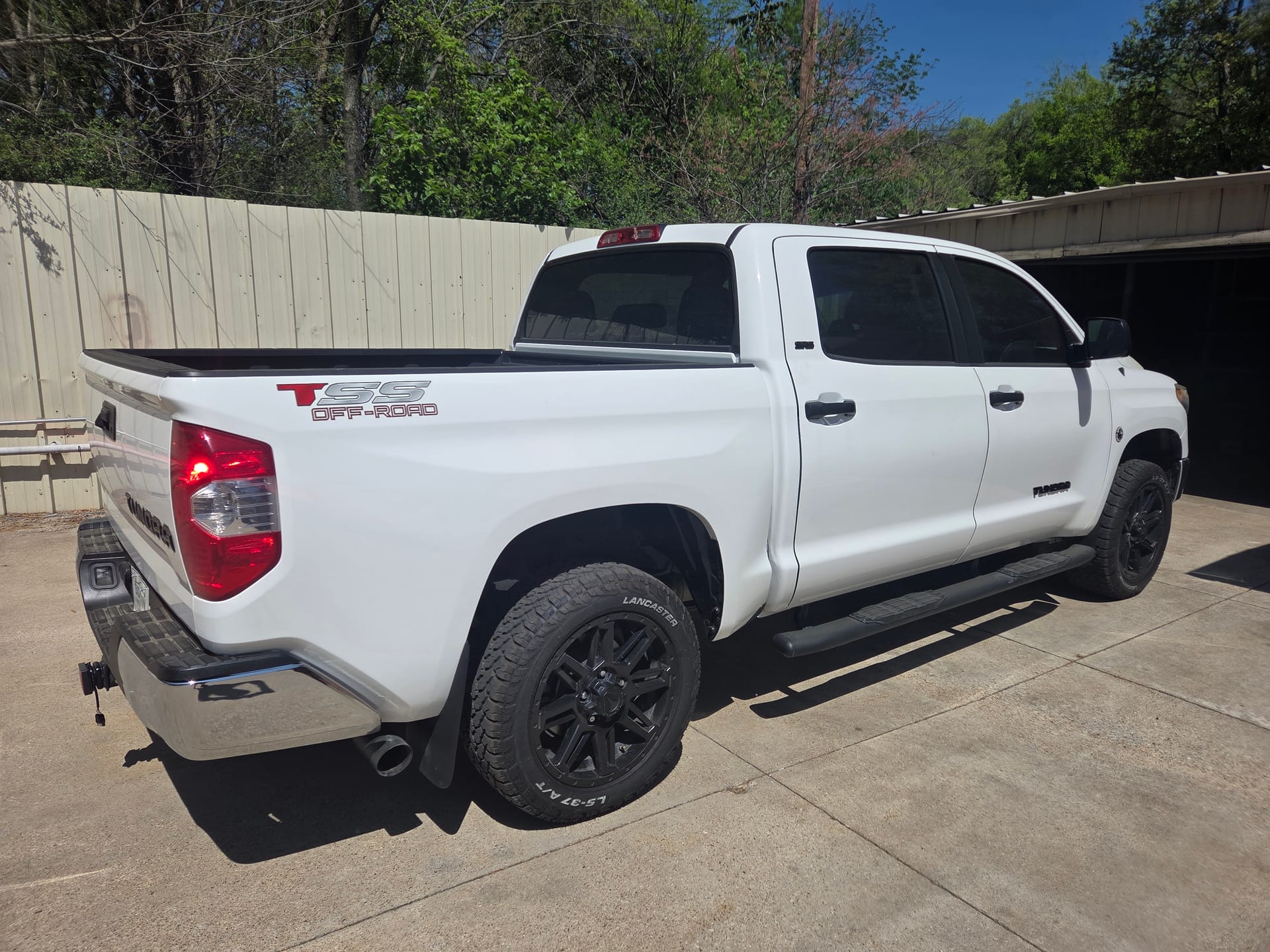 2019 TOYOTA TUNDRA - Gallery Image