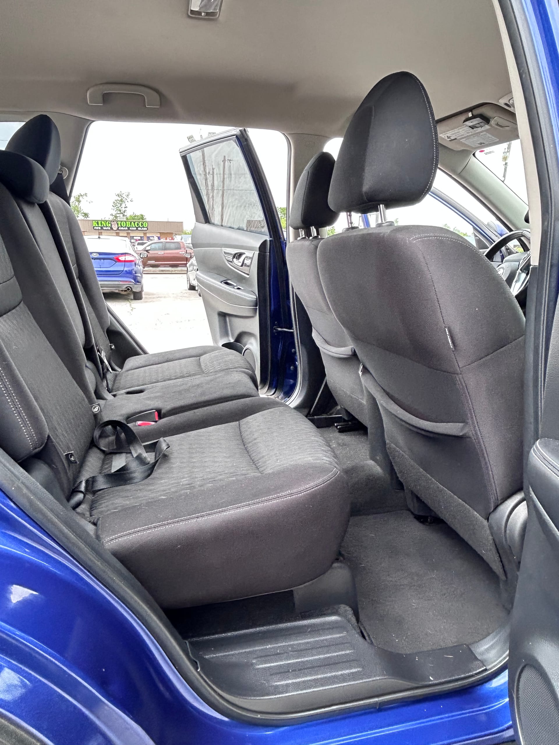 2019 NISSAN ROGUE - Gallery Image