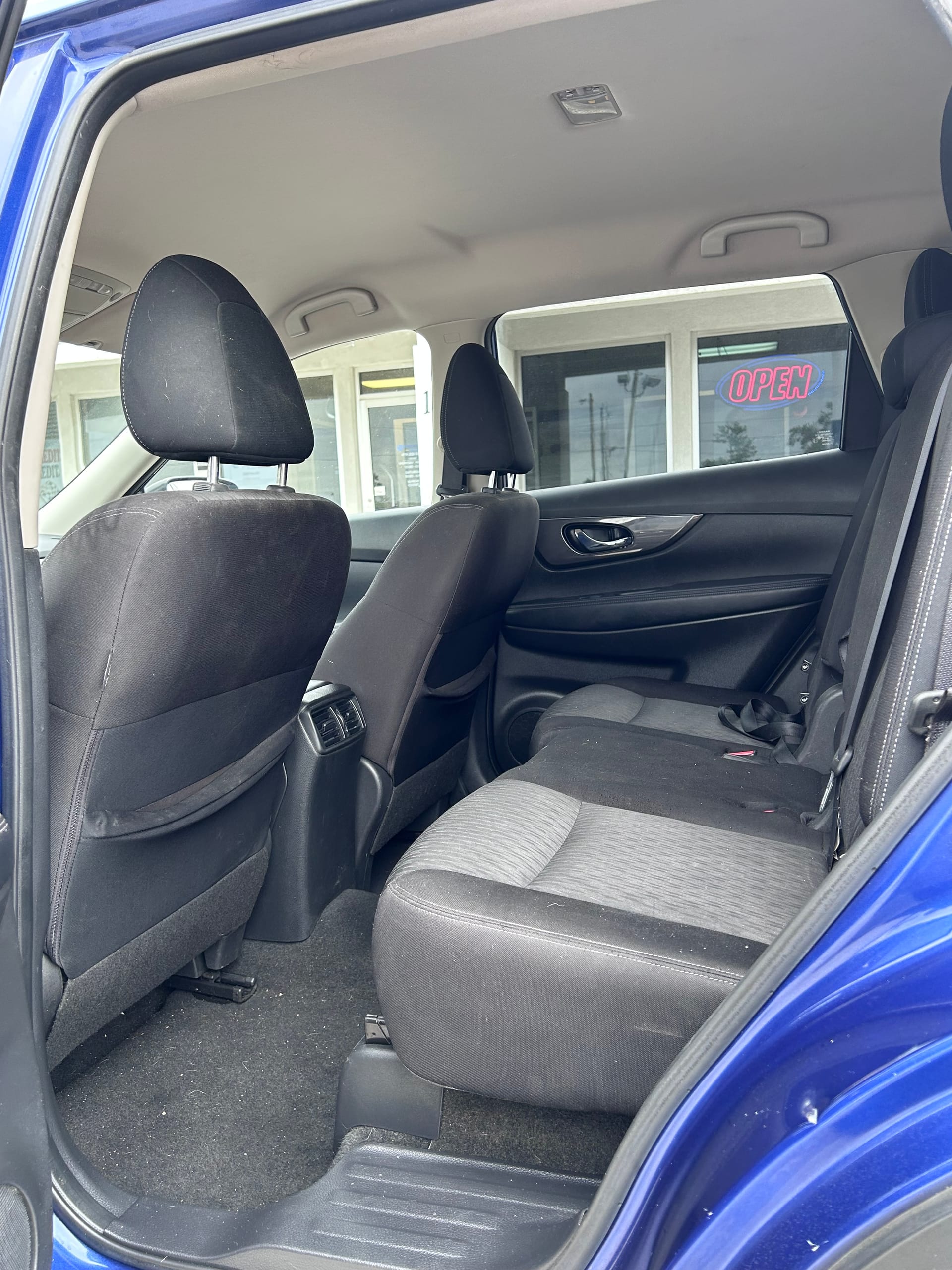 2019 NISSAN ROGUE - Gallery Image