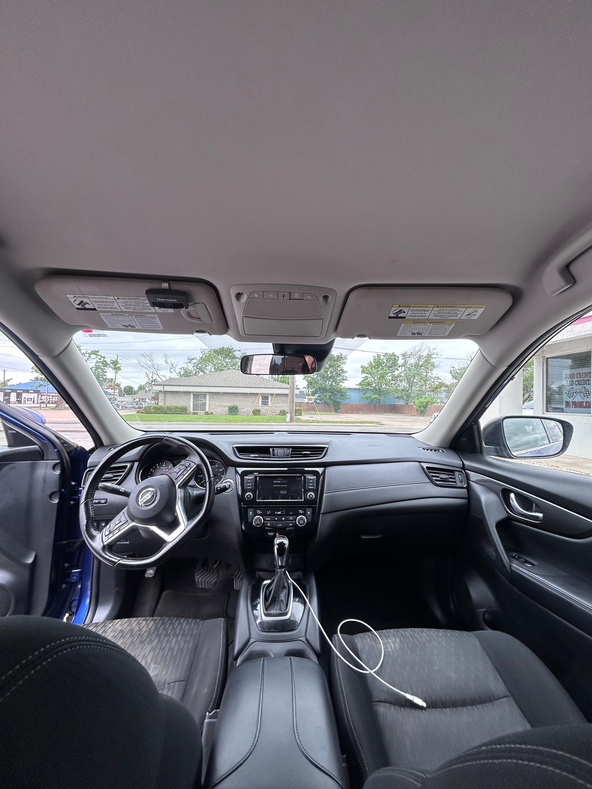 2019 NISSAN ROGUE - Gallery Image