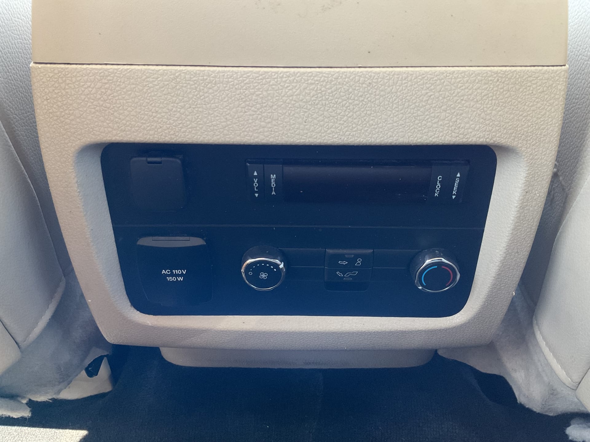 2017 FORD EXPEDITION - Gallery Image