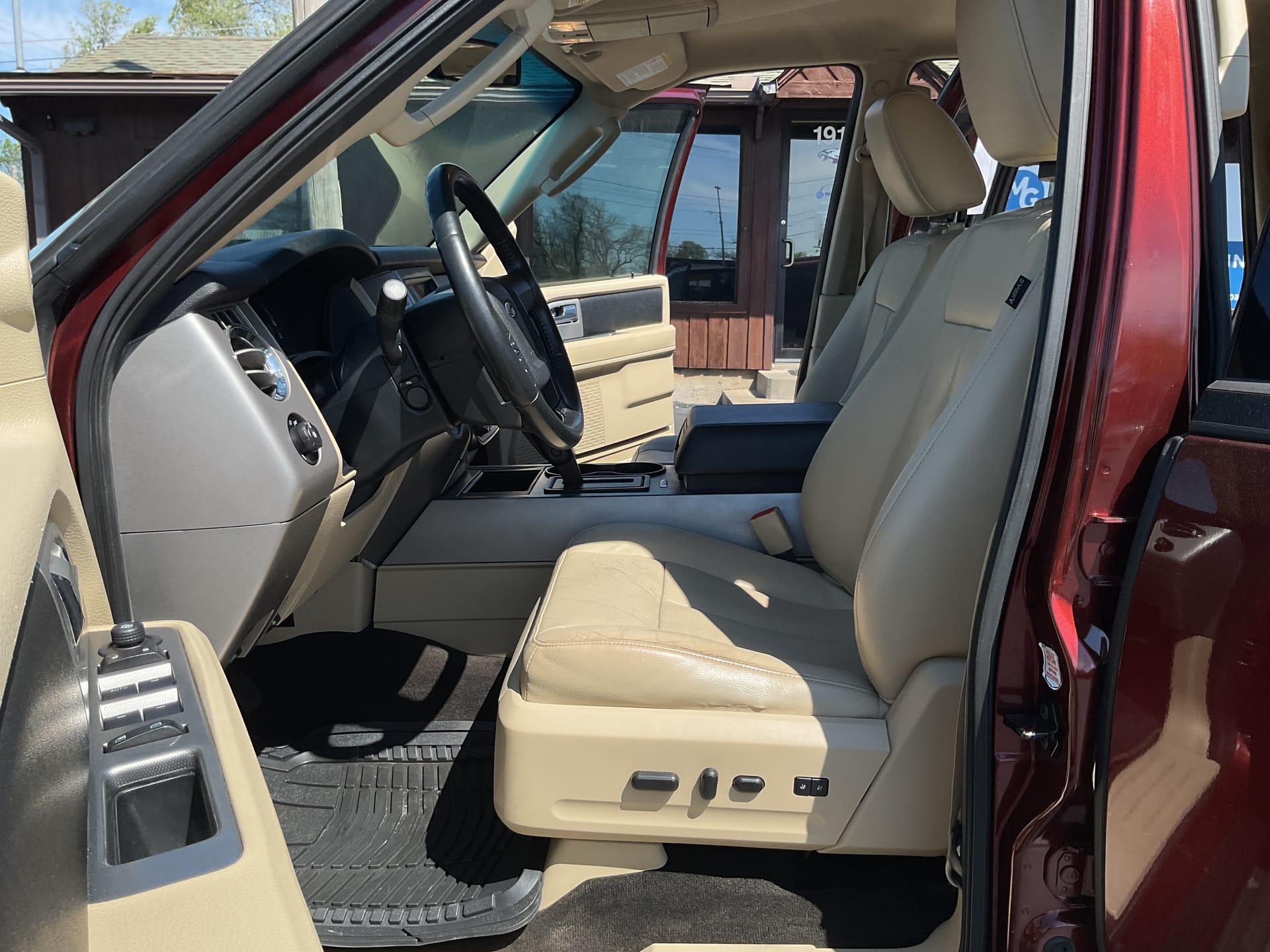 2017 FORD EXPEDITION - Gallery Image