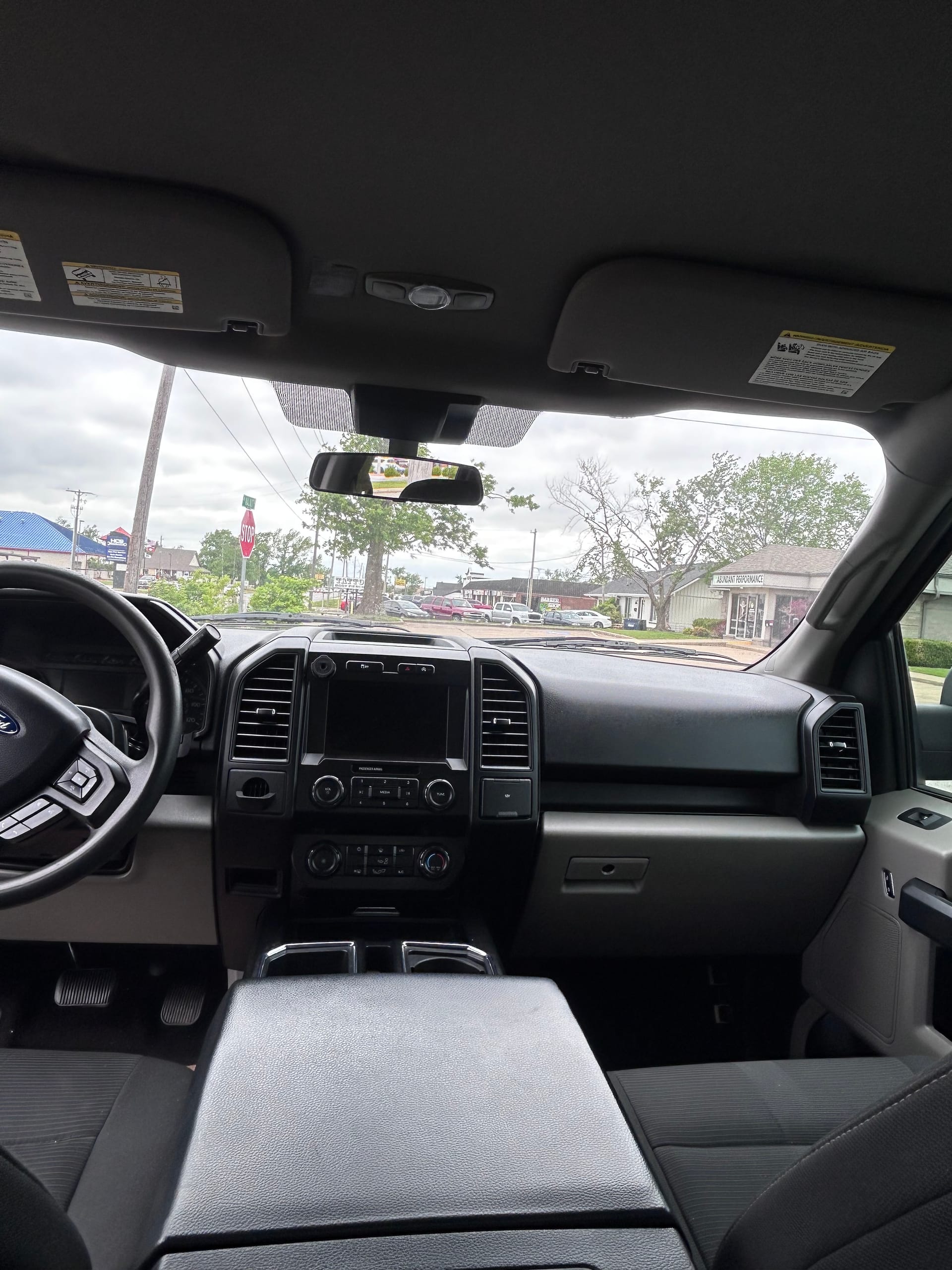 2019 FORD F-150 - Gallery Image