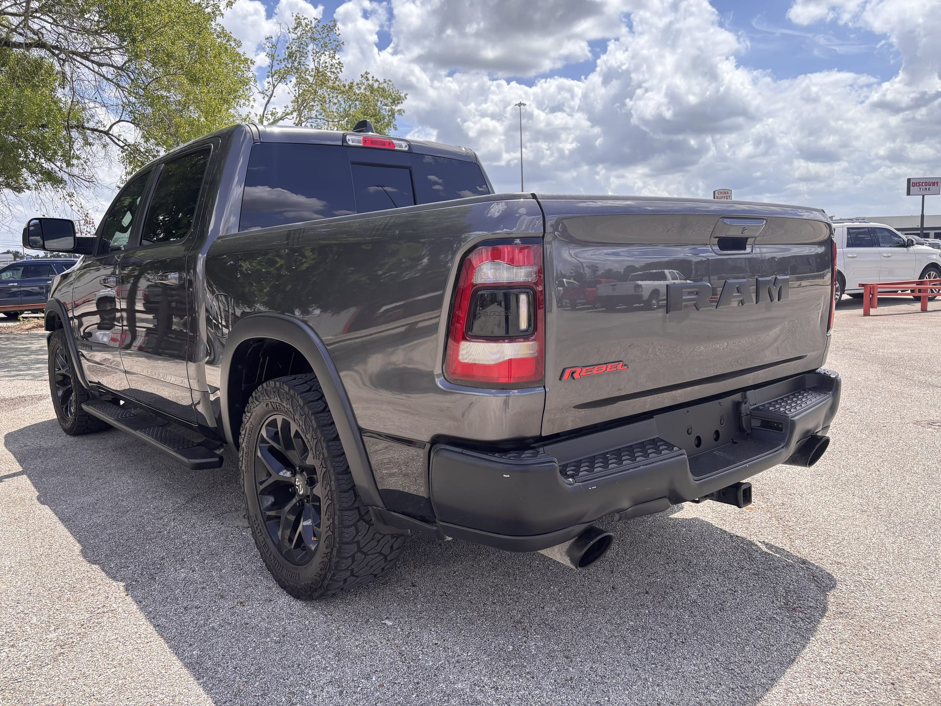 2019 RAM 1500 - Gallery Image