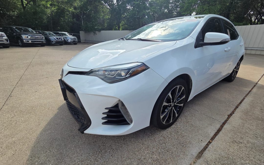 2017 TOYOTA COROLLA