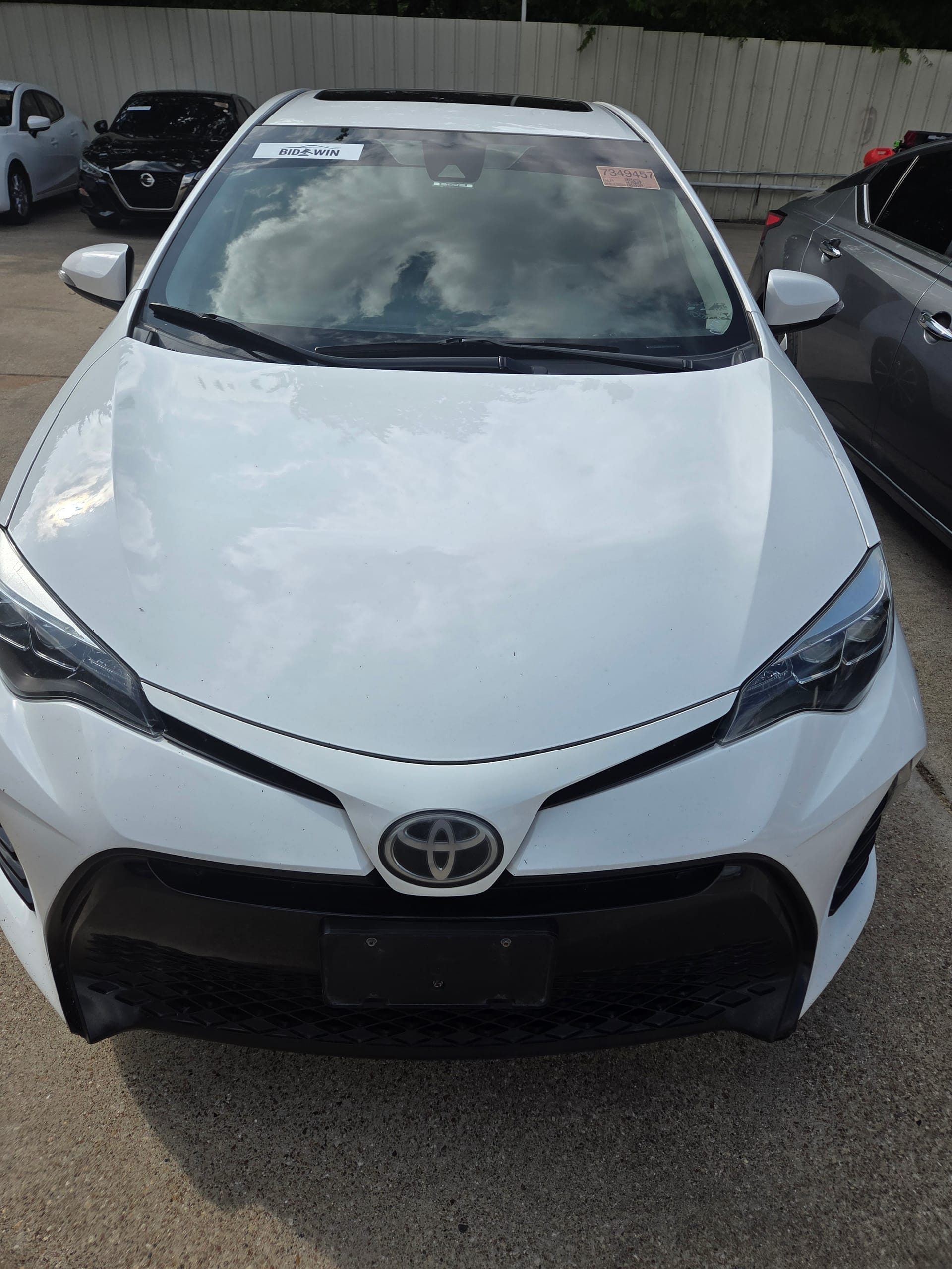 2017 TOYOTA COROLLA - Gallery Image