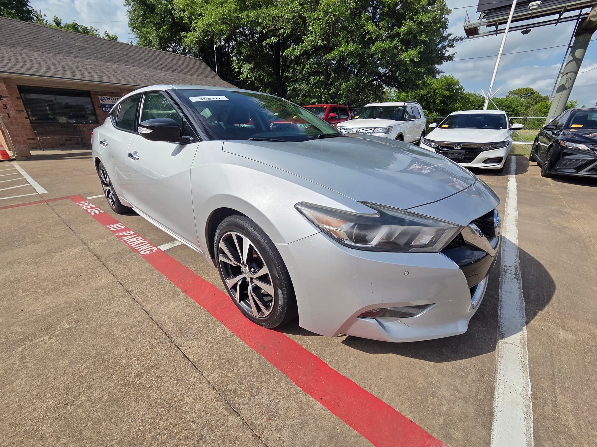2017 NISSAN MAXIMA - Gallery Image