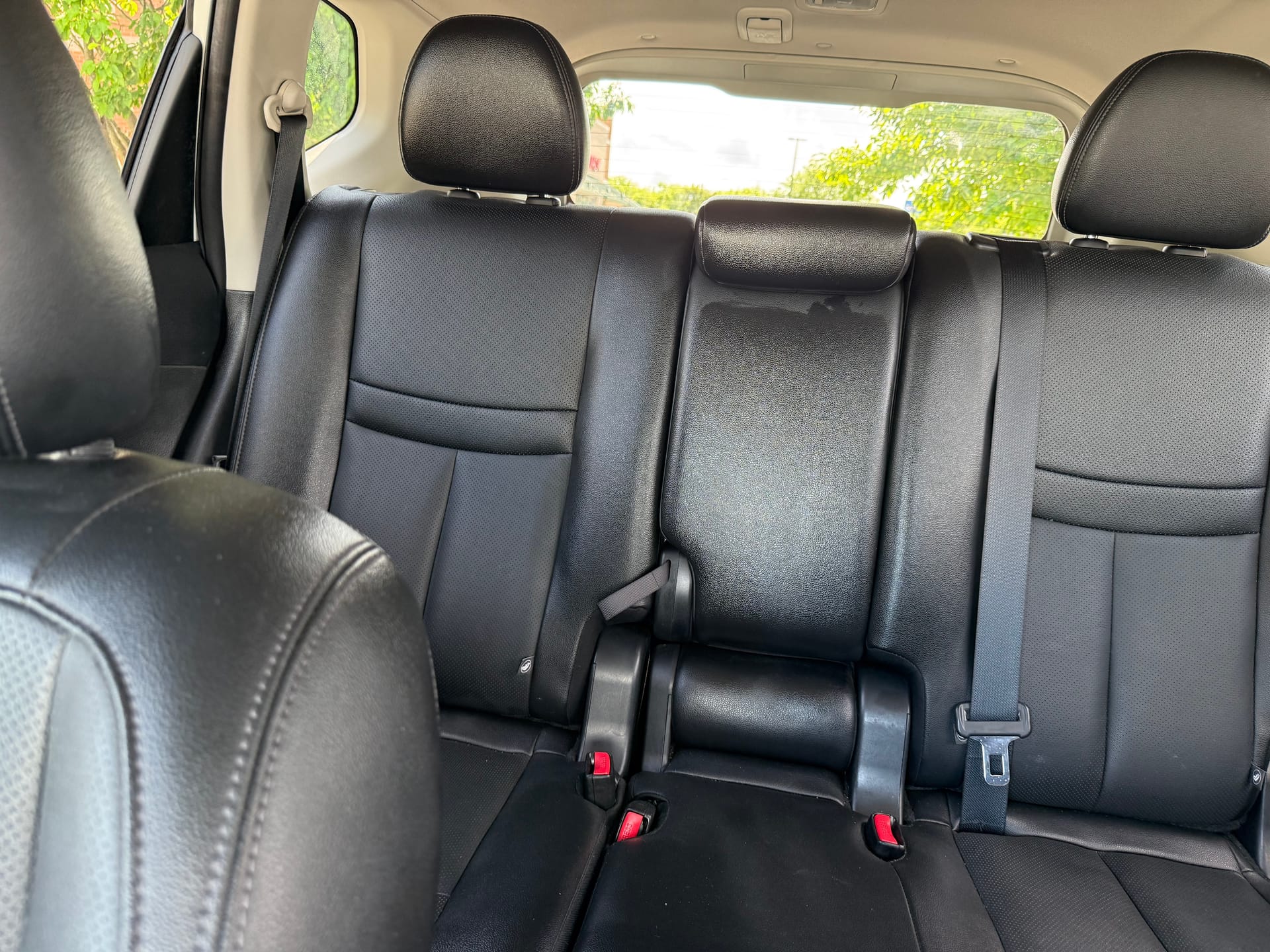 2017 NISSAN ROGUE - Gallery Image