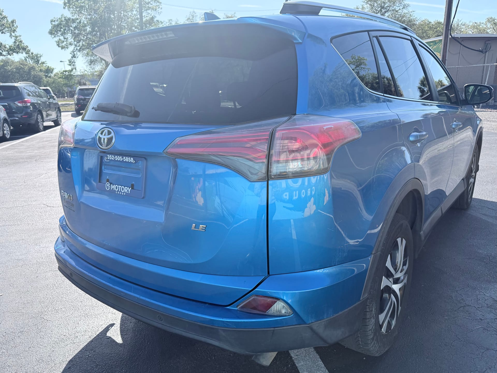 2018 TOYOTA RAV4 - Gallery Image