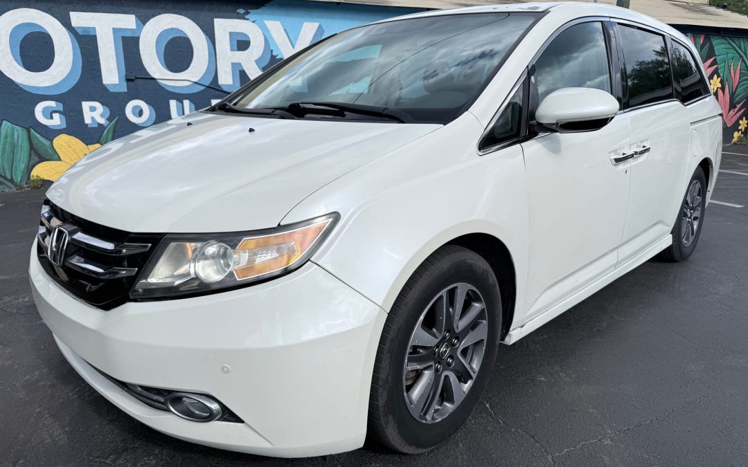 2015 HONDA ODYSSEY TOURING; TOU