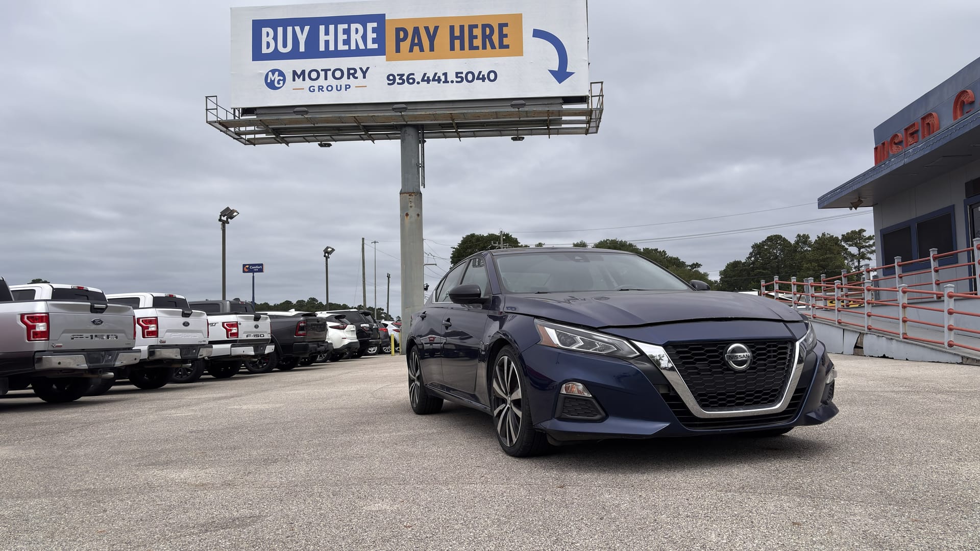 2021 NISSAN ALTIMA - Gallery Image