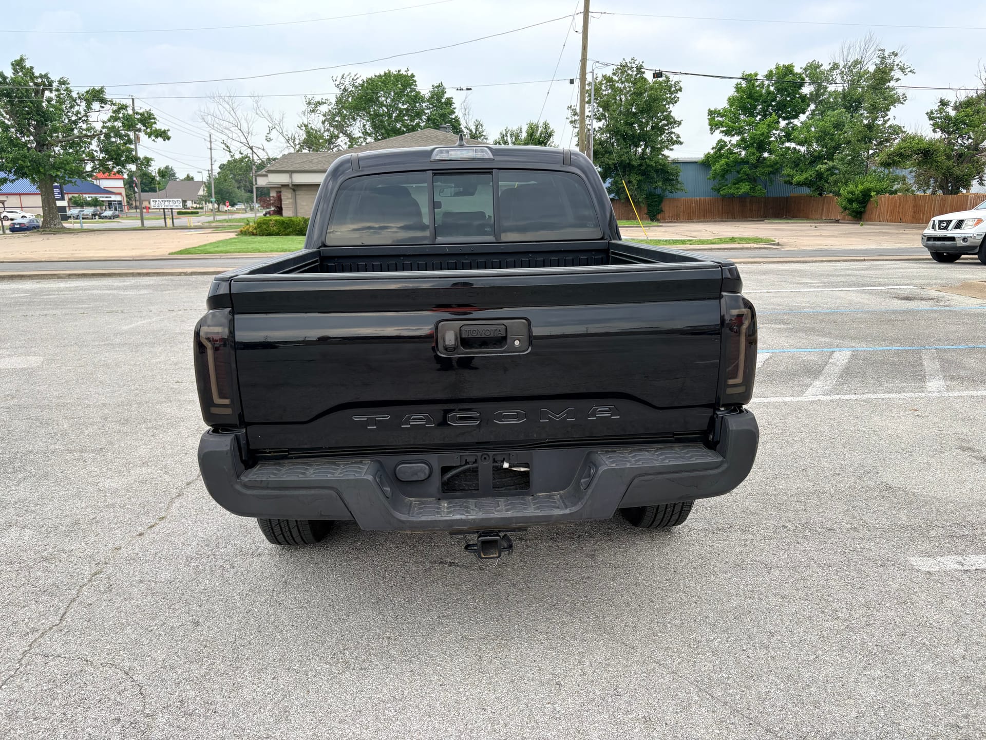 2018 TOYOTA TACOMA - Gallery Image