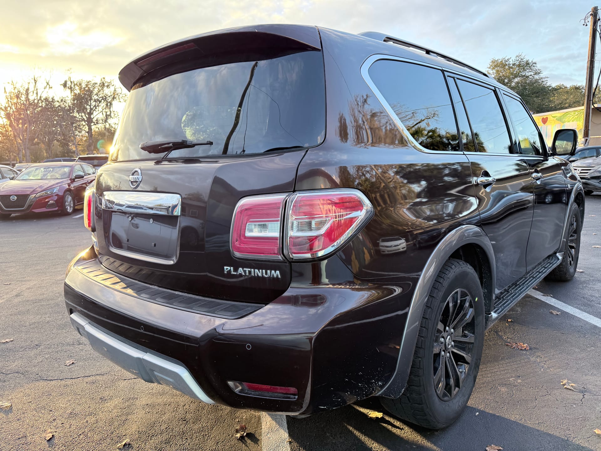 2017 NISSAN ARMADA - Gallery Image
