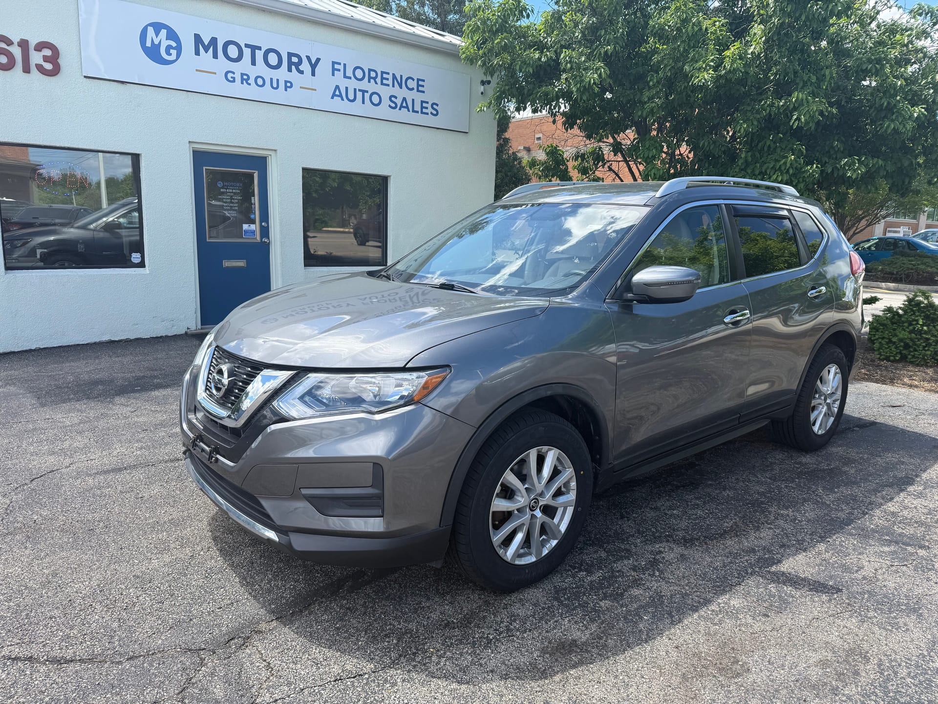 2017 NISSAN ROGUE - Gallery Image