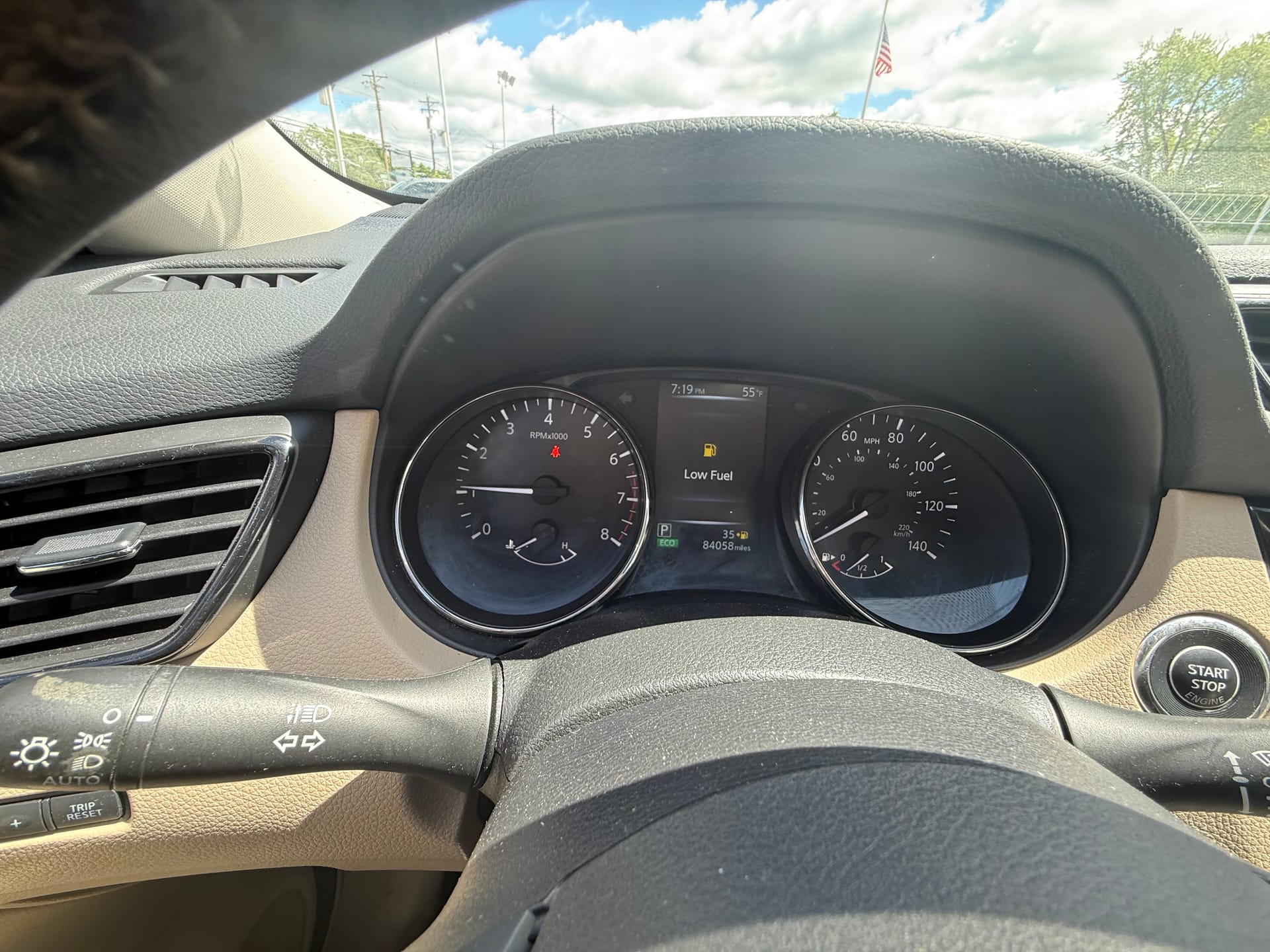 2017 NISSAN ROGUE - Gallery Image