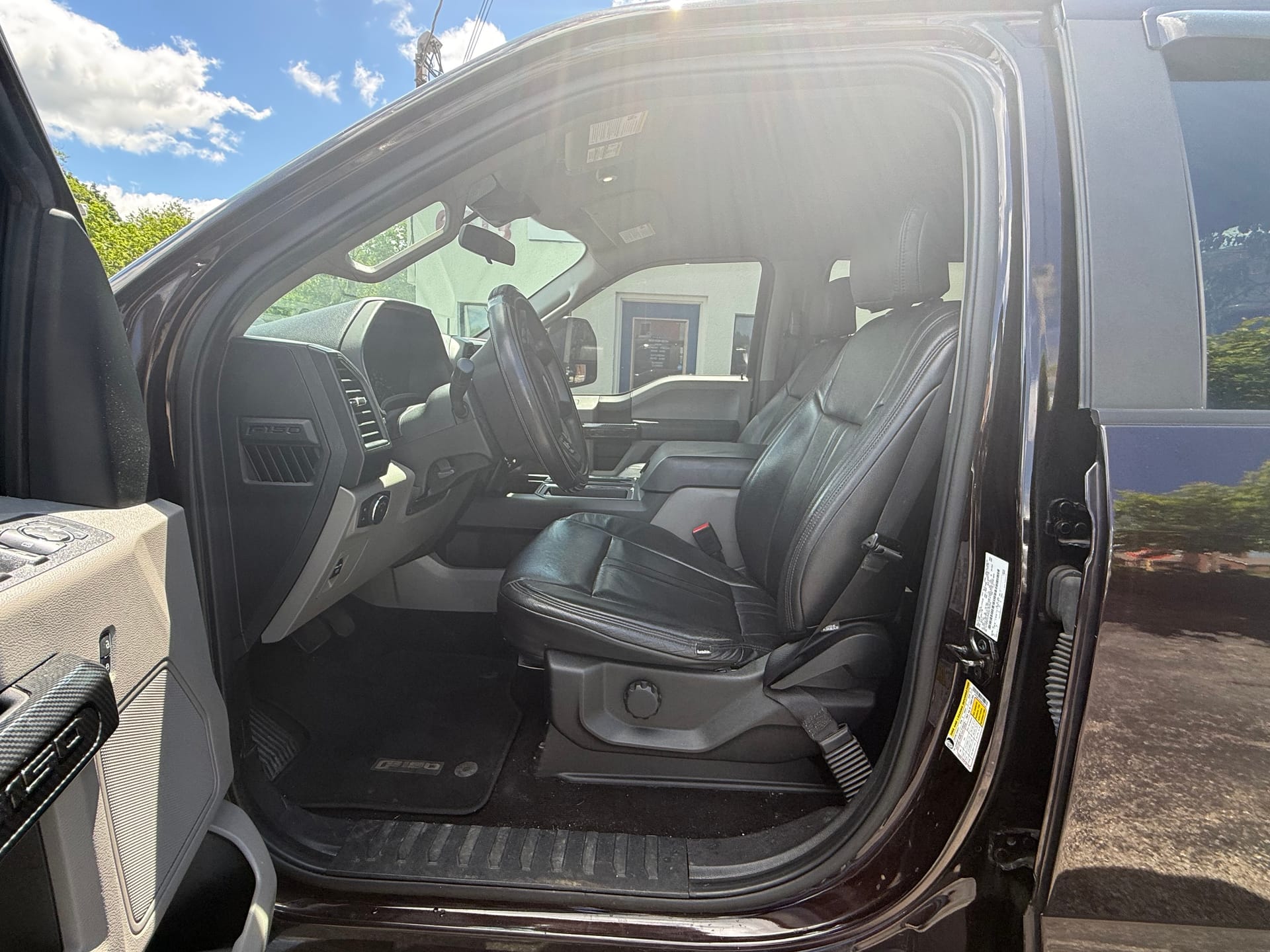 2019 FORD F-150 - Gallery Image