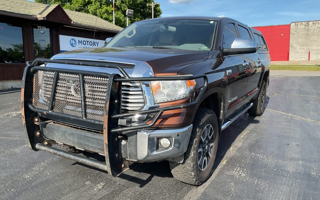 2017 TOYOTA TUNDRA