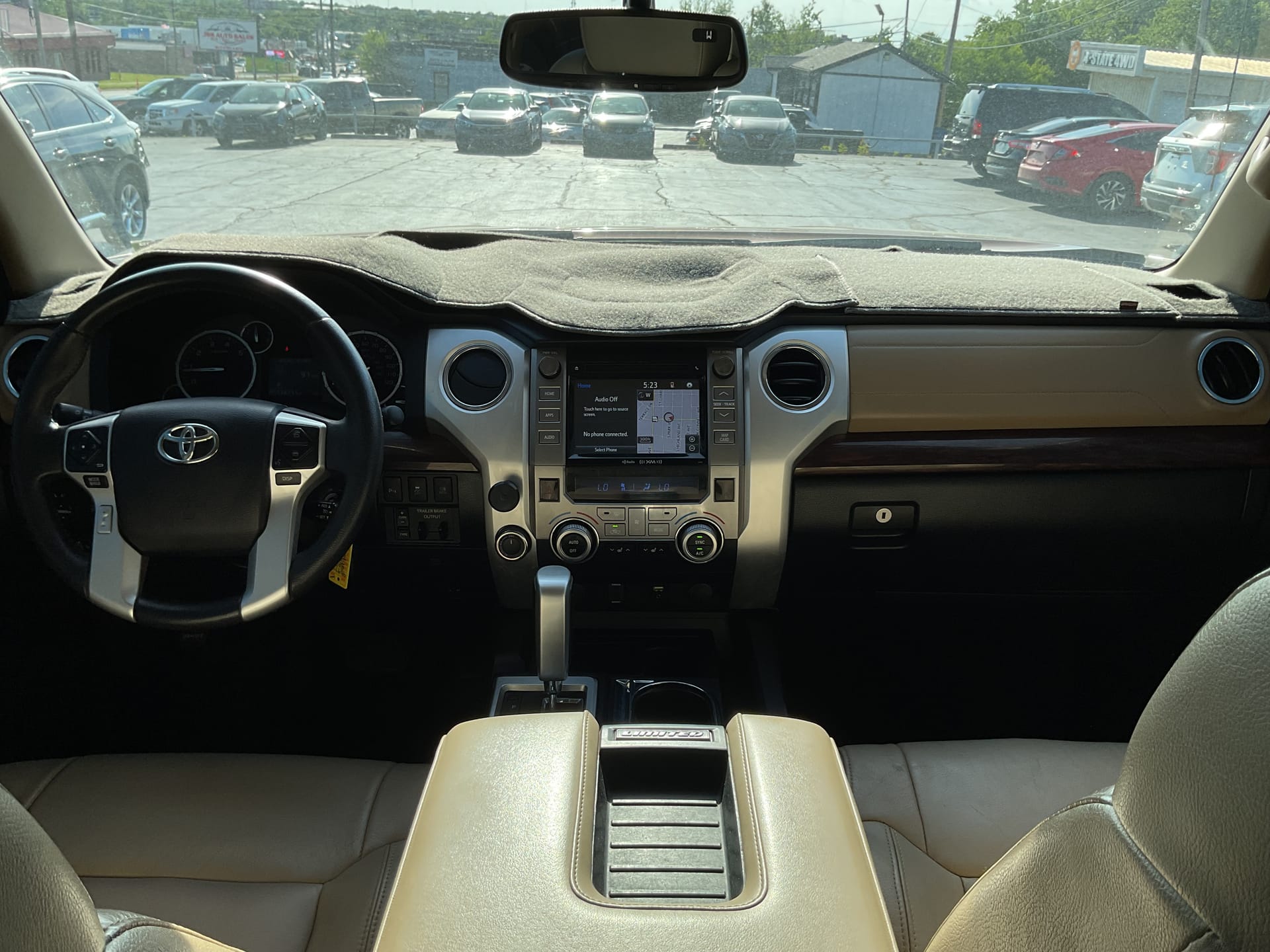 2017 TOYOTA TUNDRA - Gallery Image