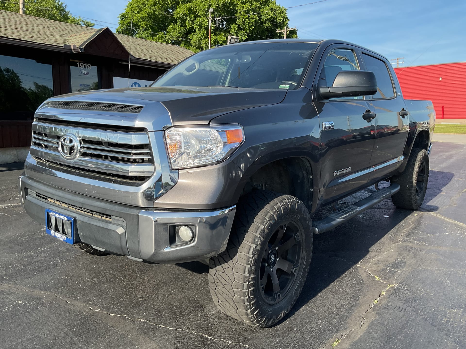2016 TOYOTA TUNDRA - Gallery Image