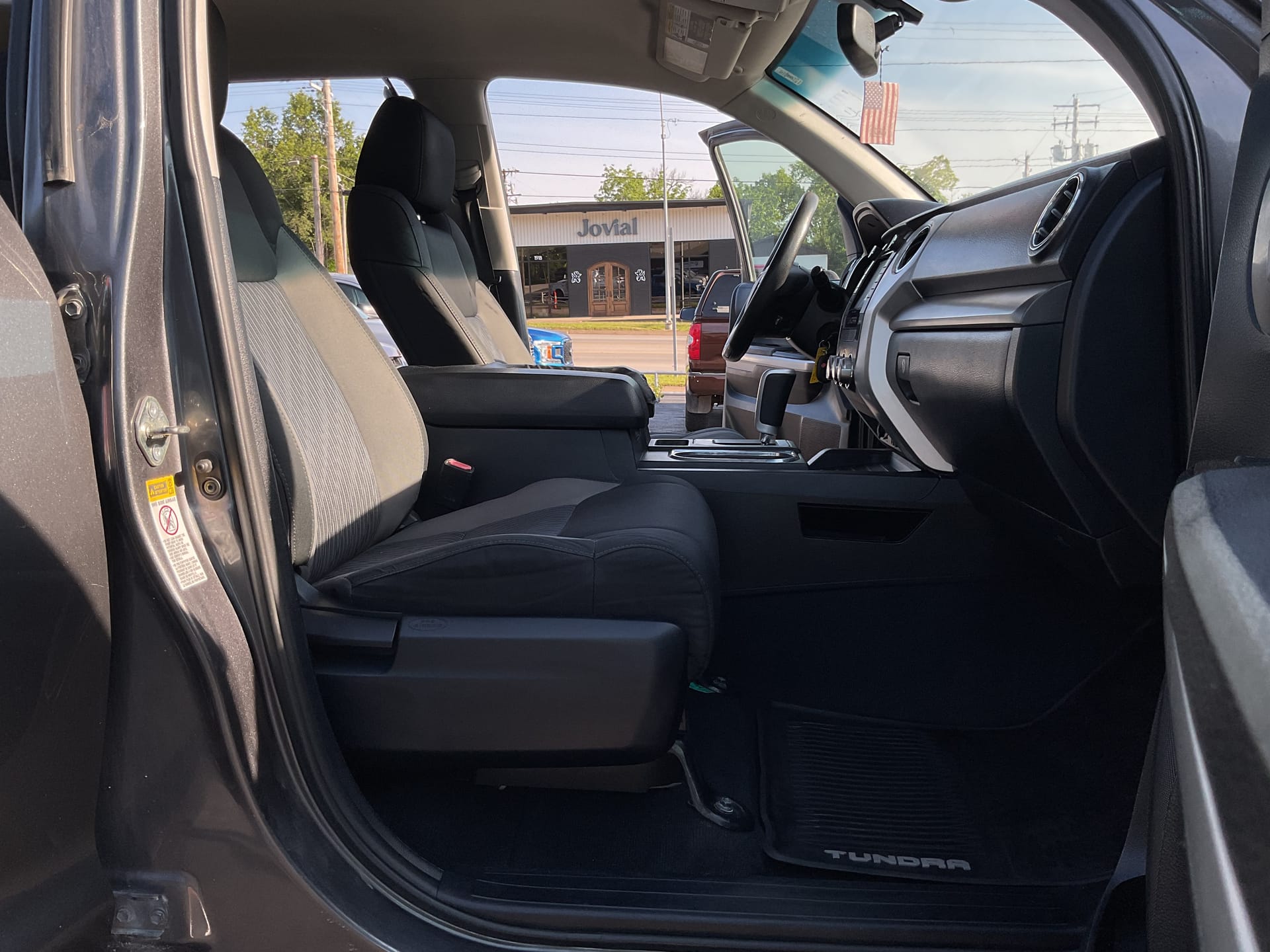 2016 TOYOTA TUNDRA - Gallery Image