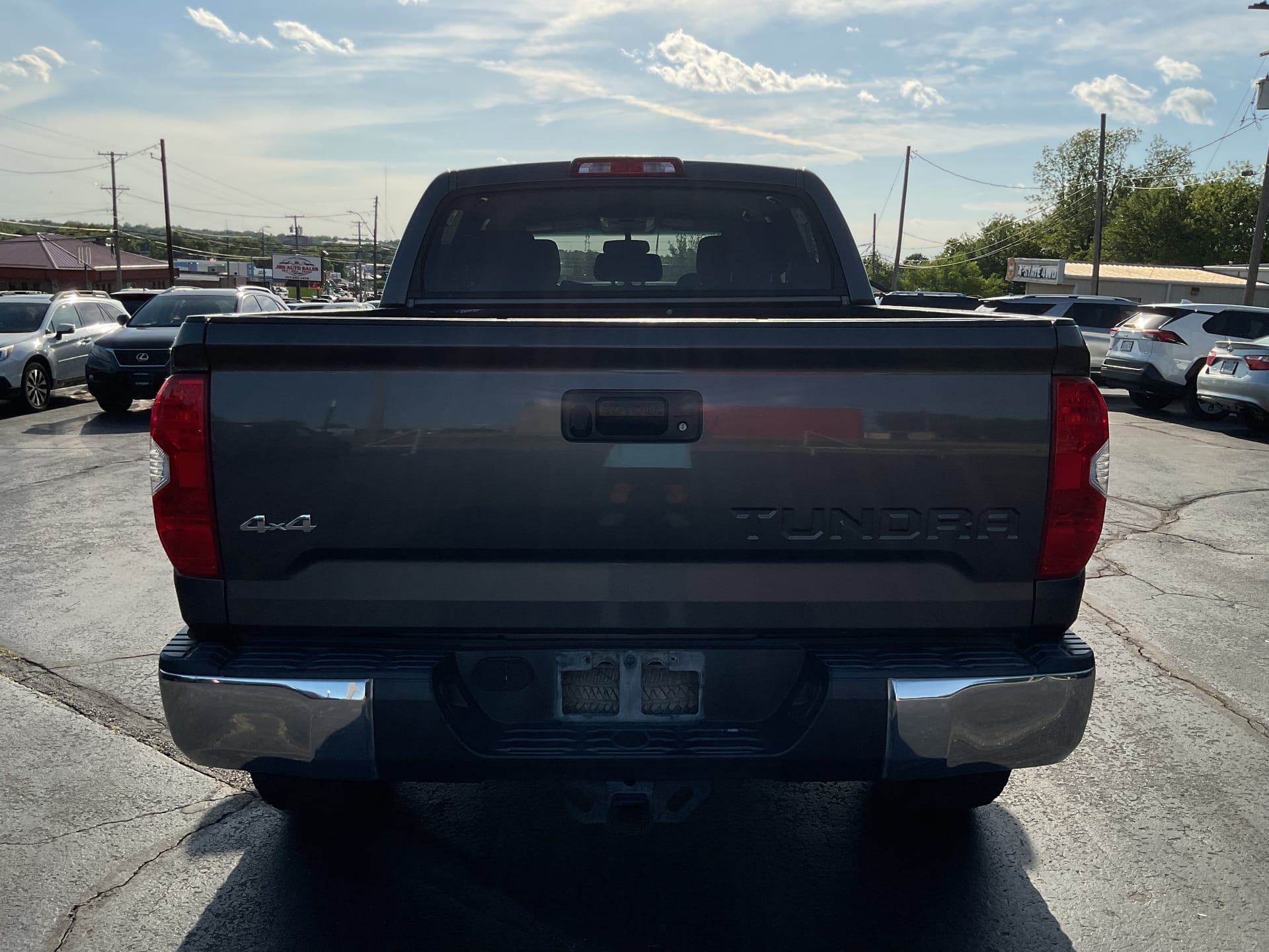 2016 TOYOTA TUNDRA - Gallery Image