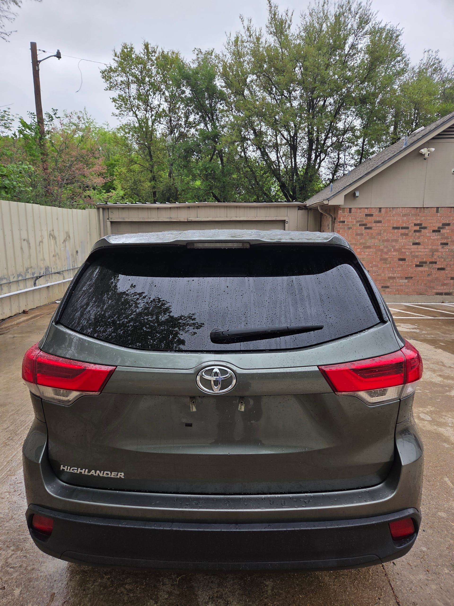2018 TOYOTA HIGHLANDER - Gallery Image