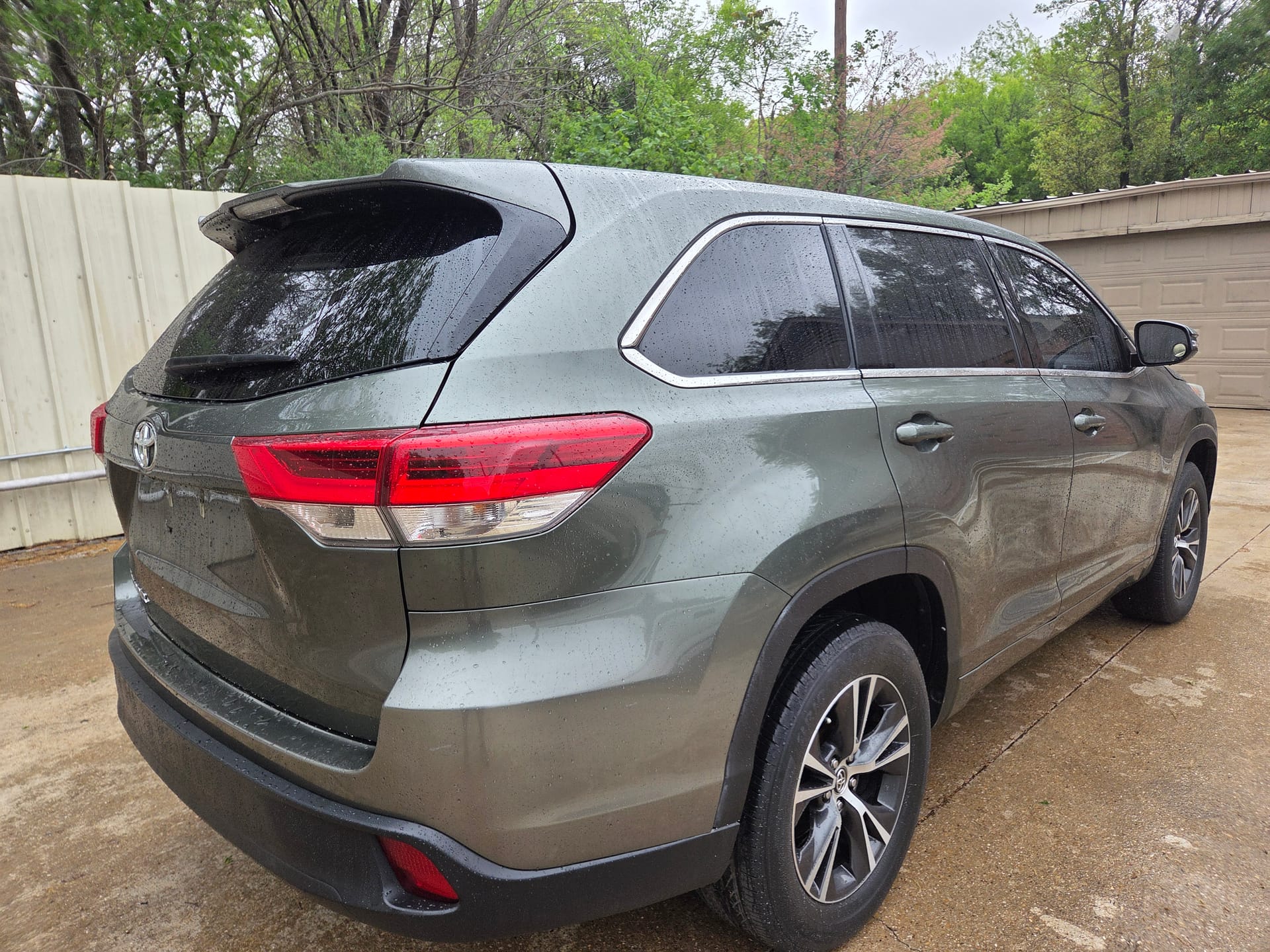 2018 TOYOTA HIGHLANDER - Gallery Image