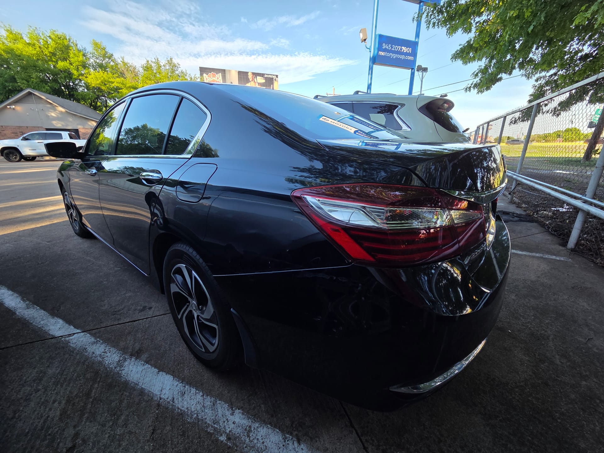 2017 HONDA ACCORD - Gallery Image
