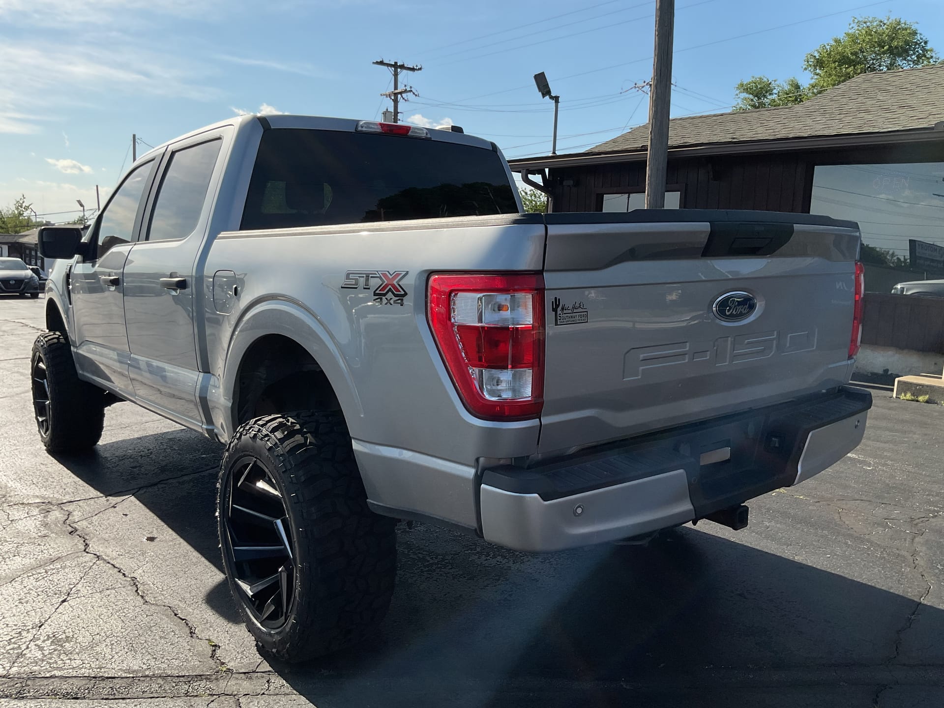 2021 FORD F-150 - Gallery Image