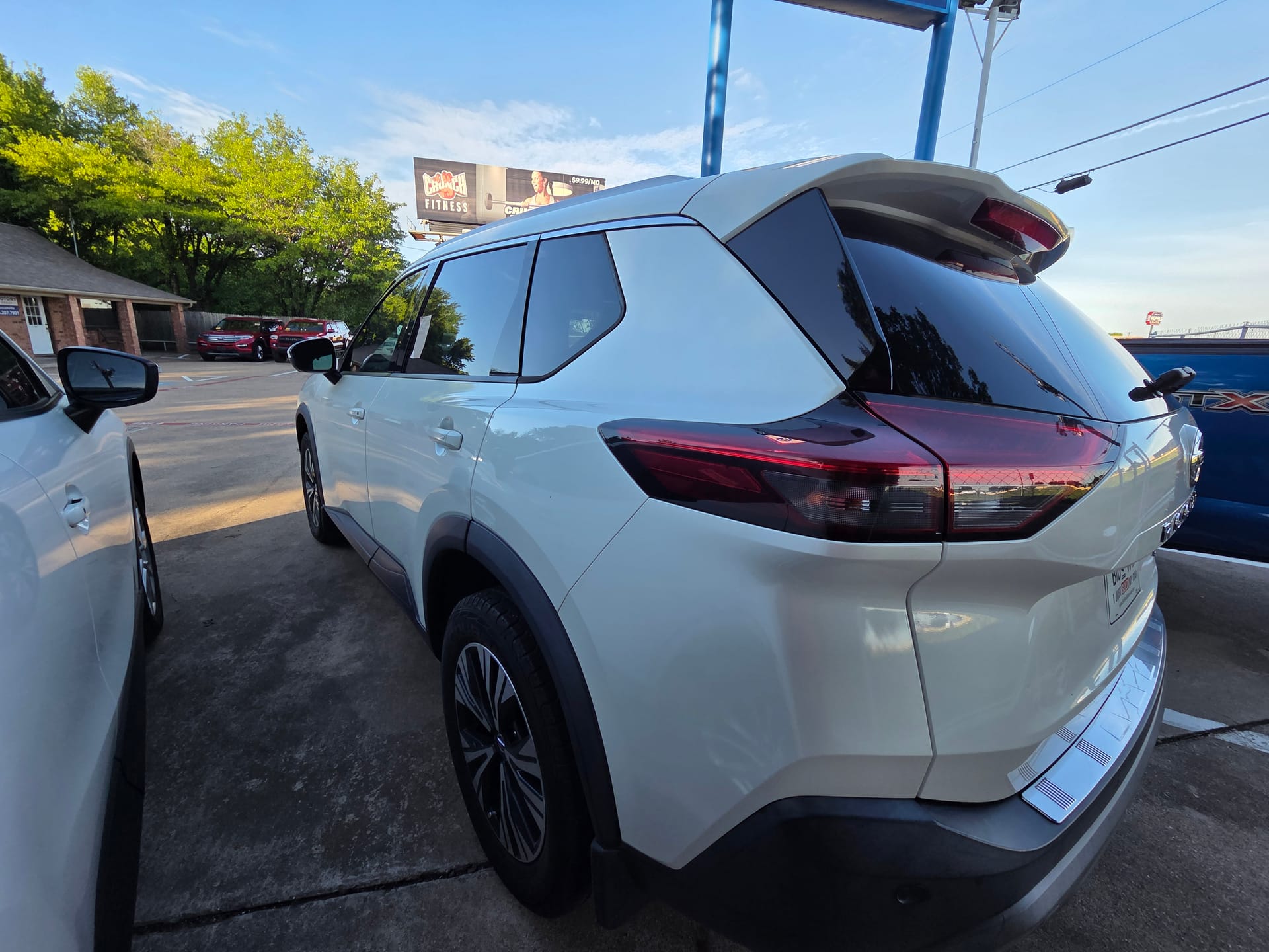 2021 NISSAN ROGUE - Gallery Image