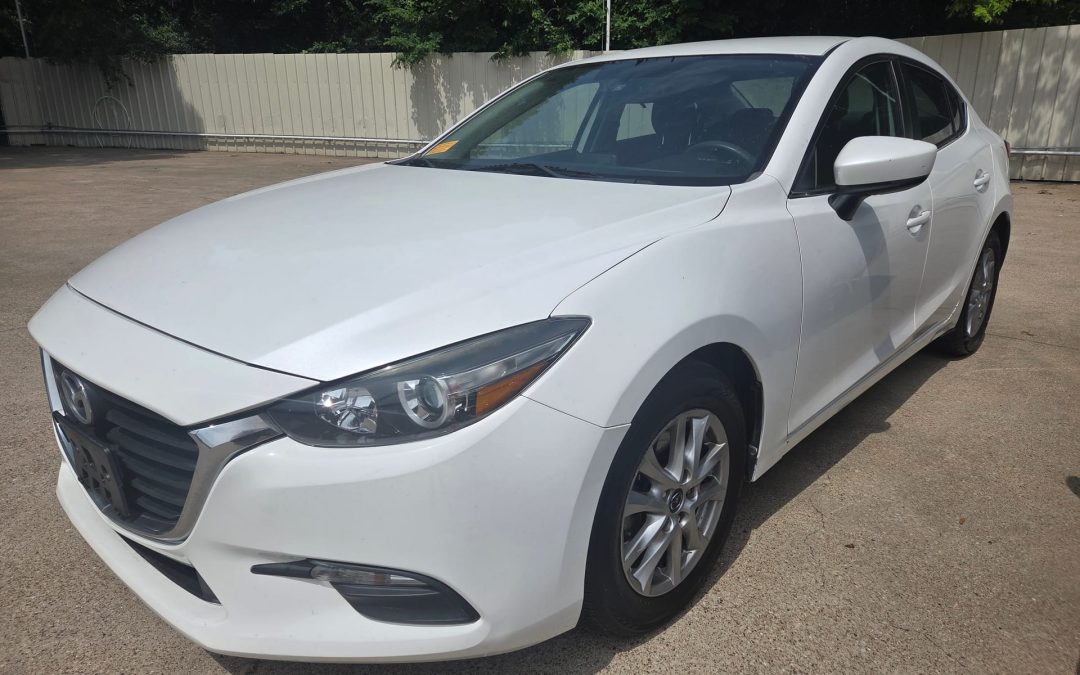 2017 MAZDA MAZDA3