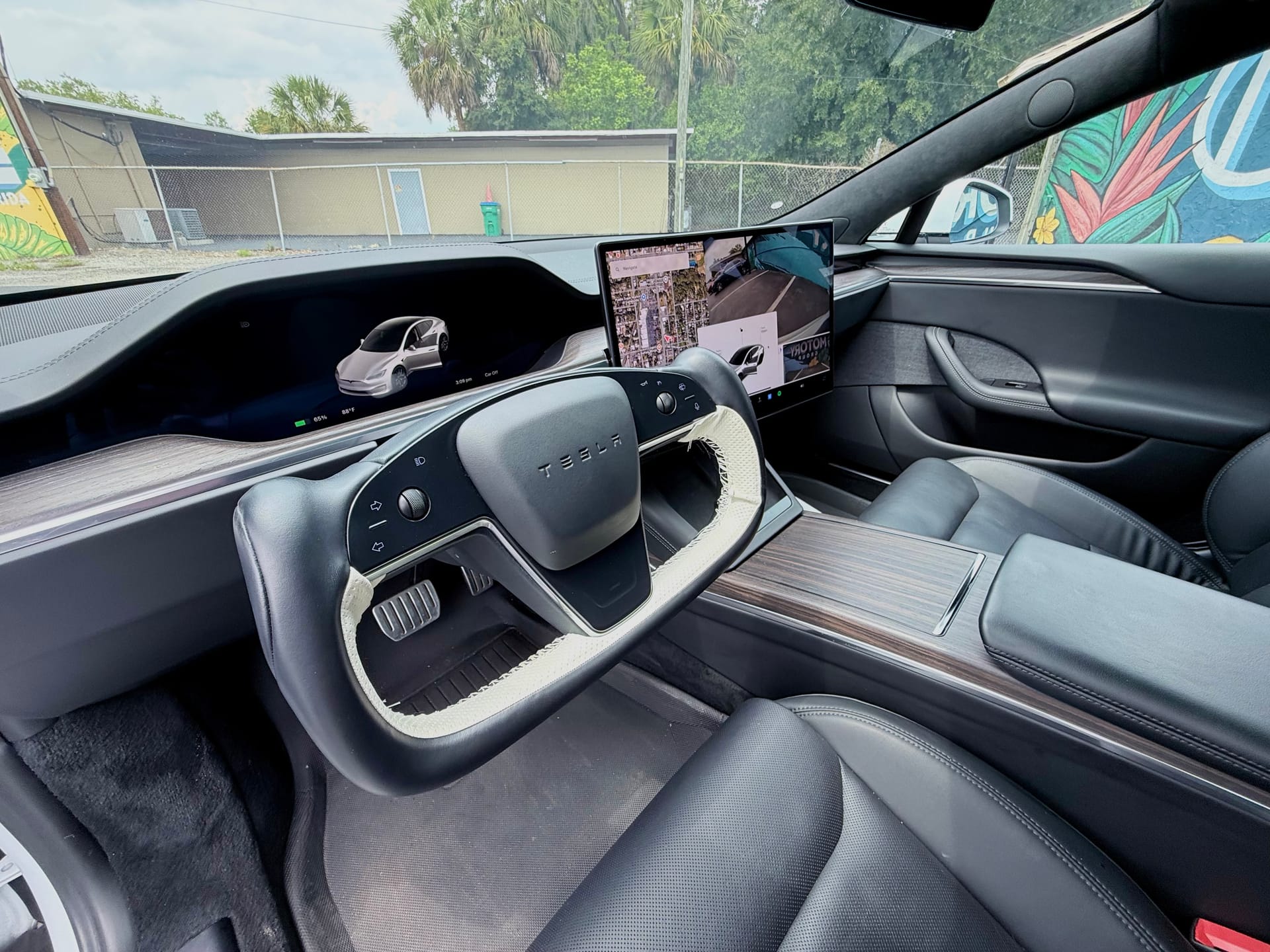 2022 TESLA MODEL S - Gallery Image