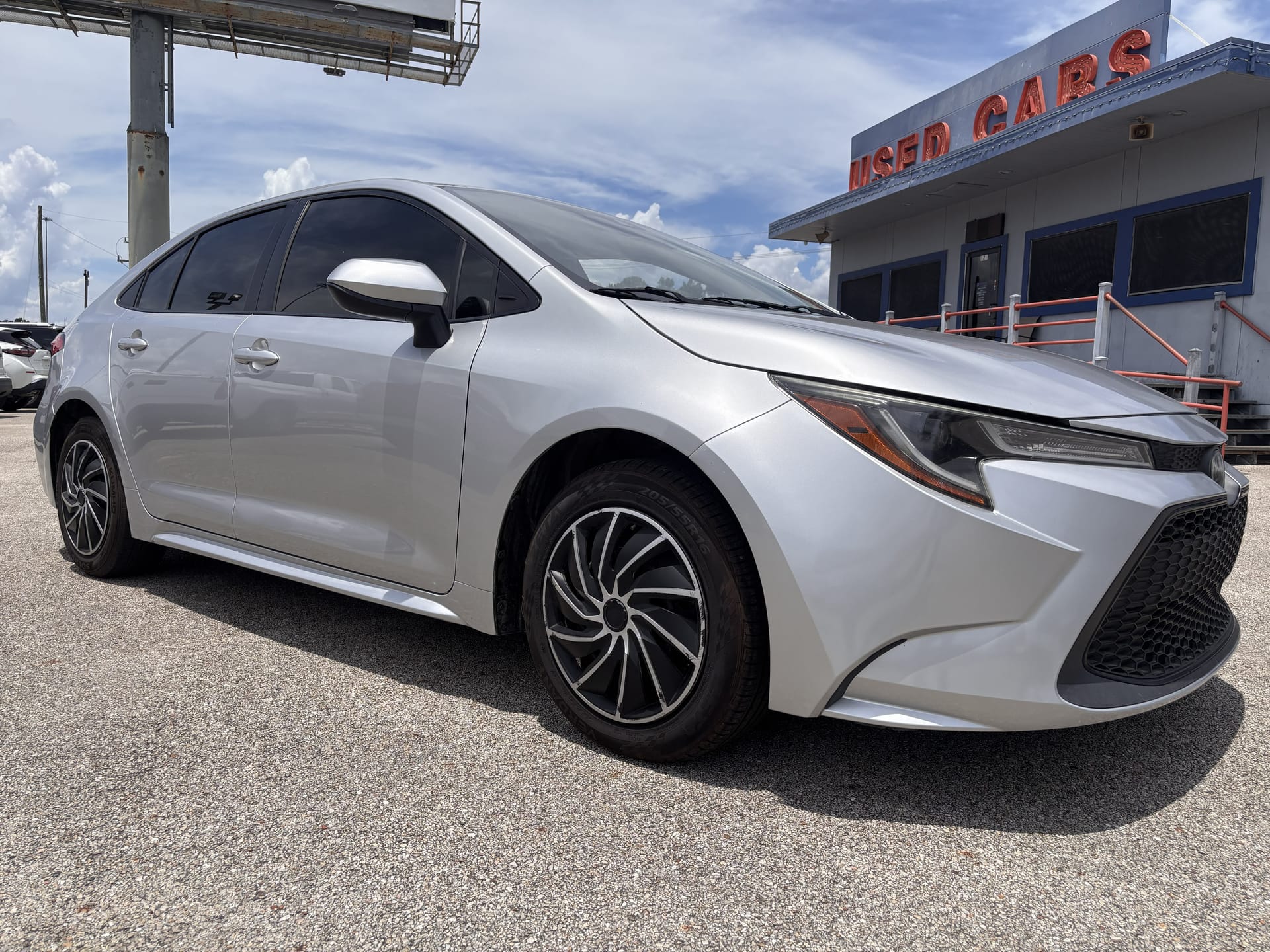 2020 TOYOTA COROLLA - Gallery Image