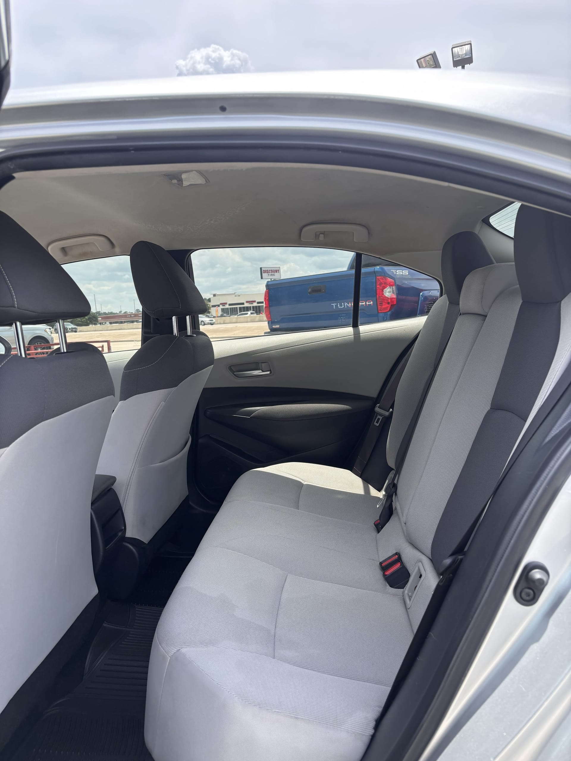 2020 TOYOTA COROLLA - Gallery Image