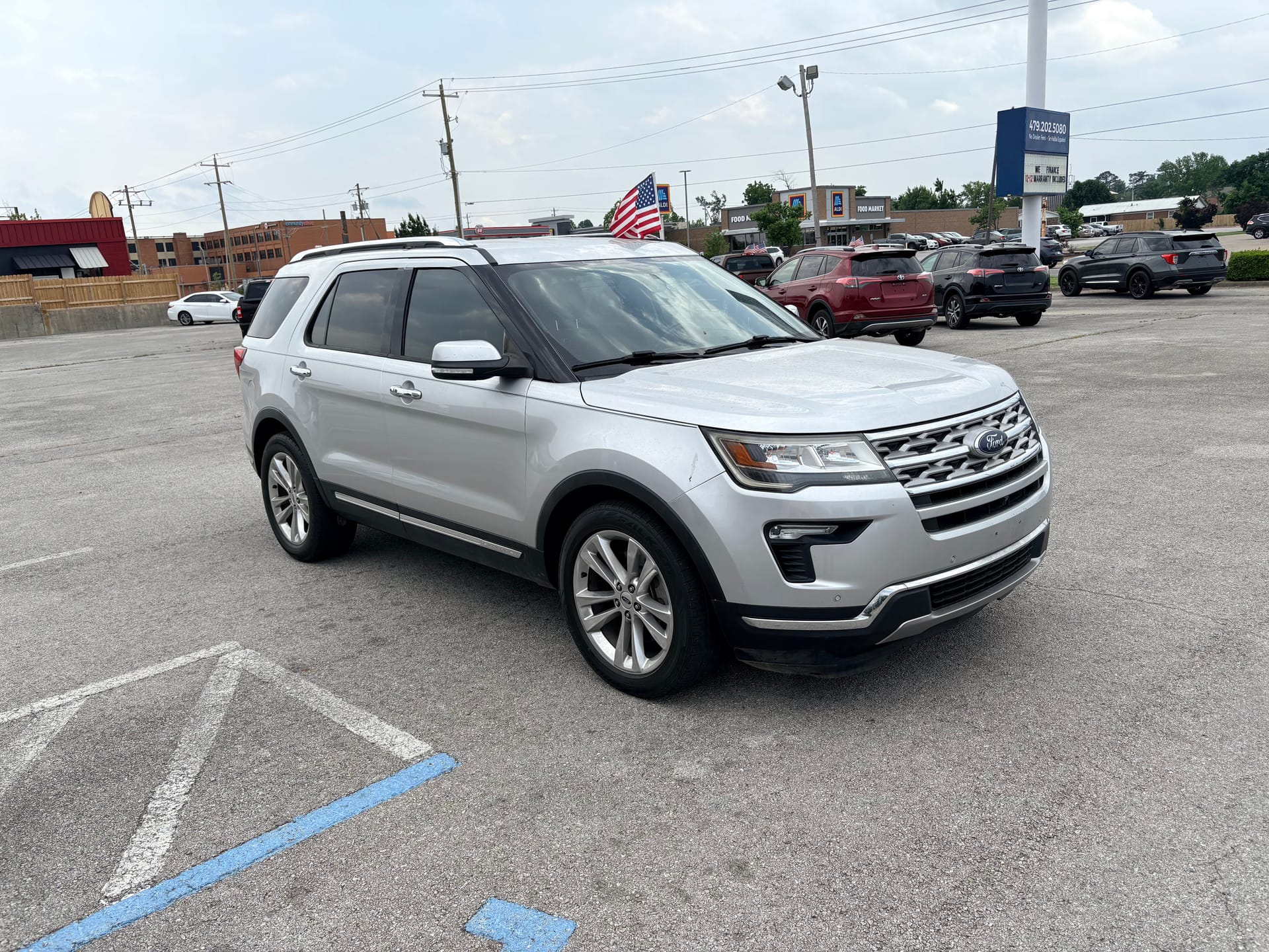 2018 FORD EXPLORER - Gallery Image