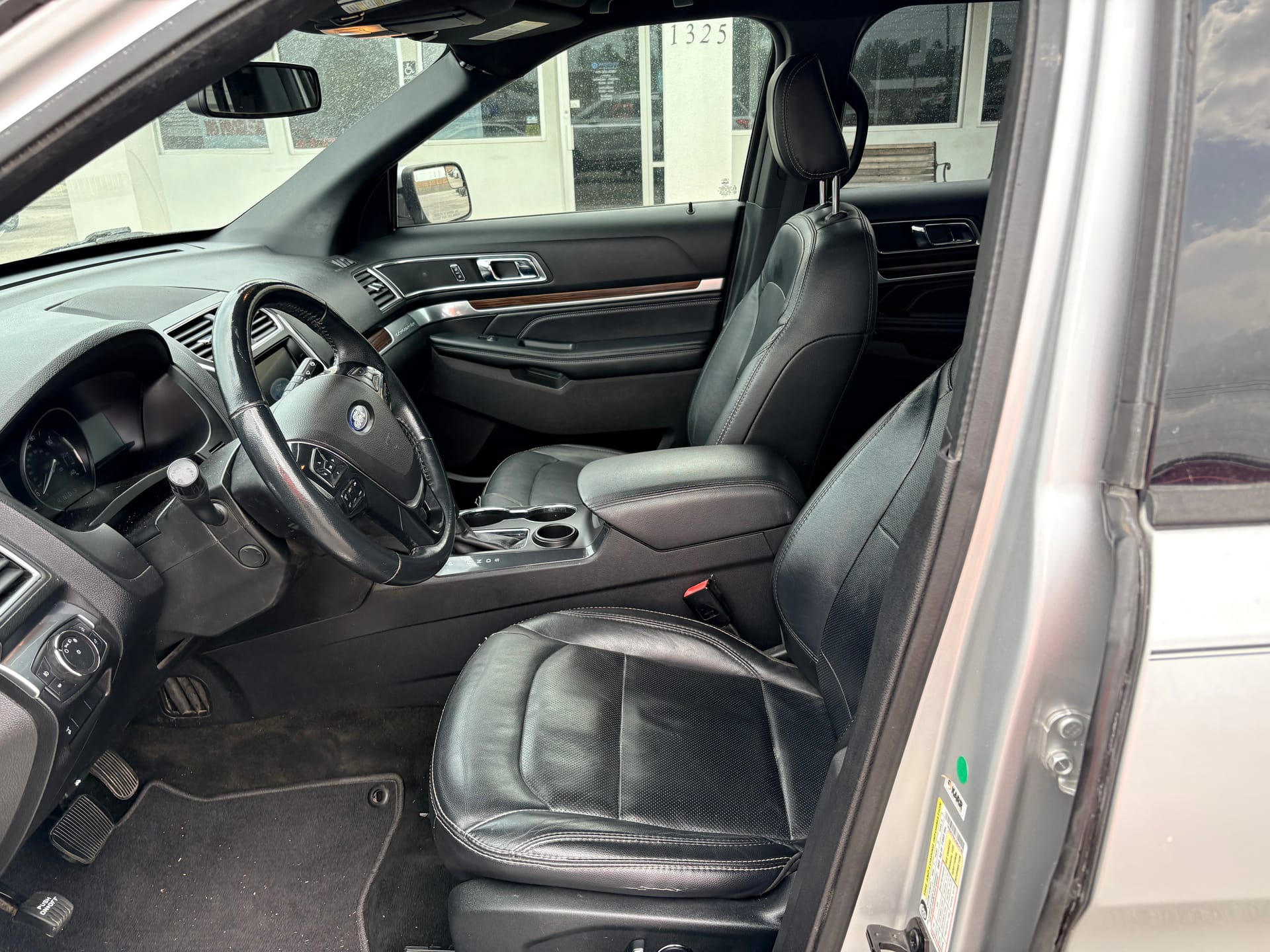 2018 FORD EXPLORER - Gallery Image