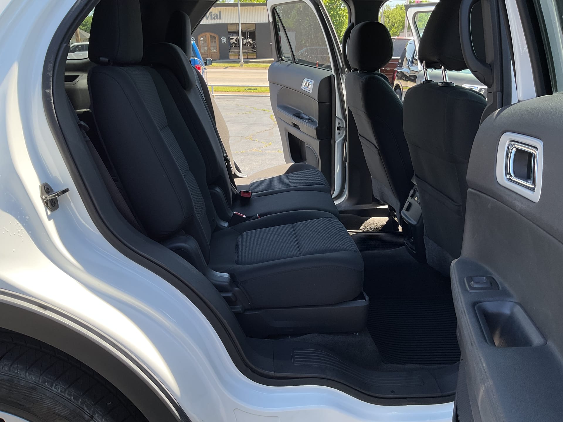2015 FORD EXPLORER - Gallery Image