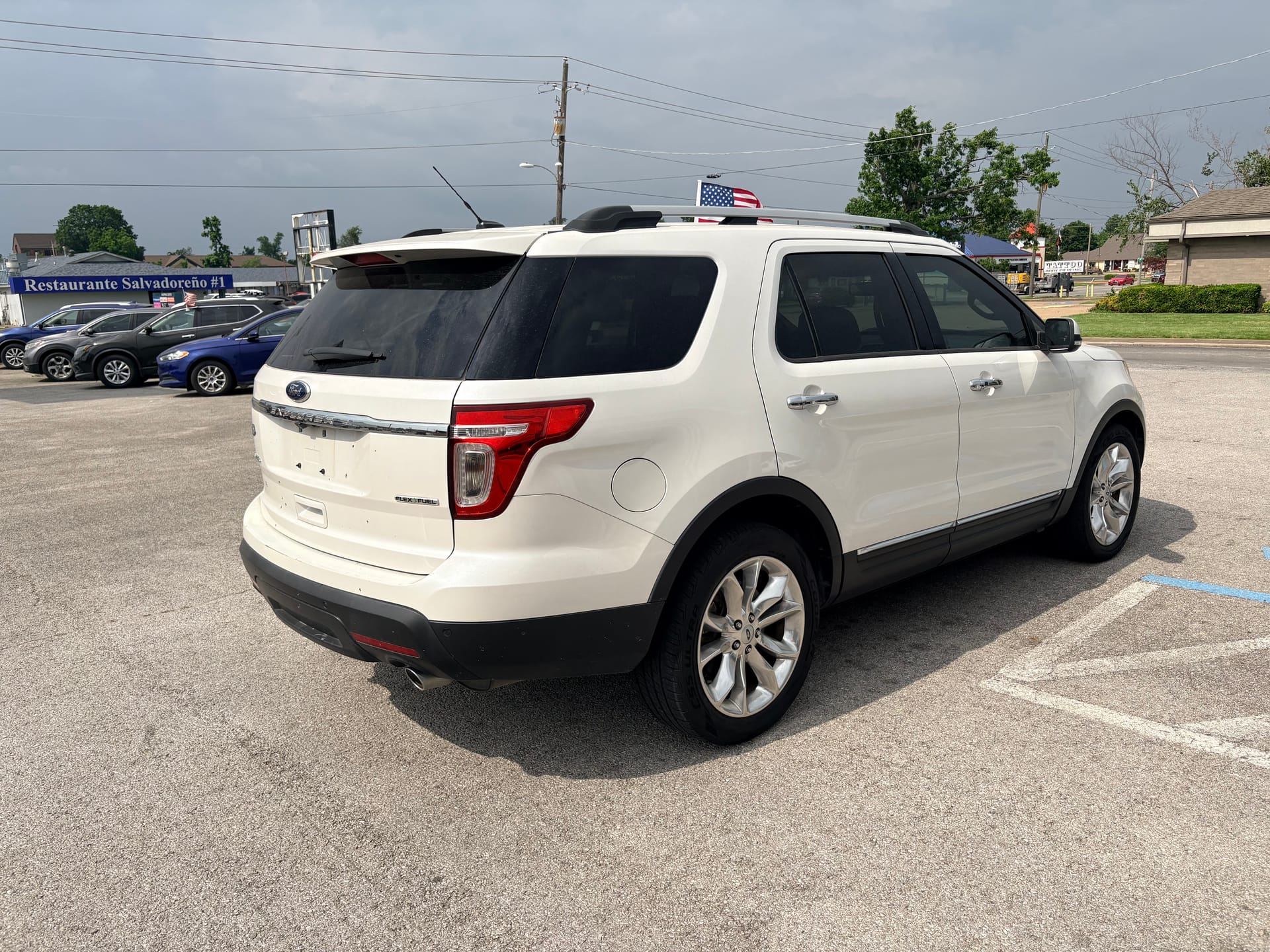 2015 FORD EXPLORER - Gallery Image