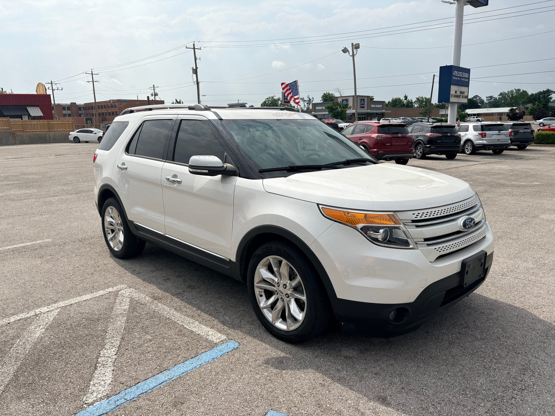 2015 FORD EXPLORER - Gallery Image