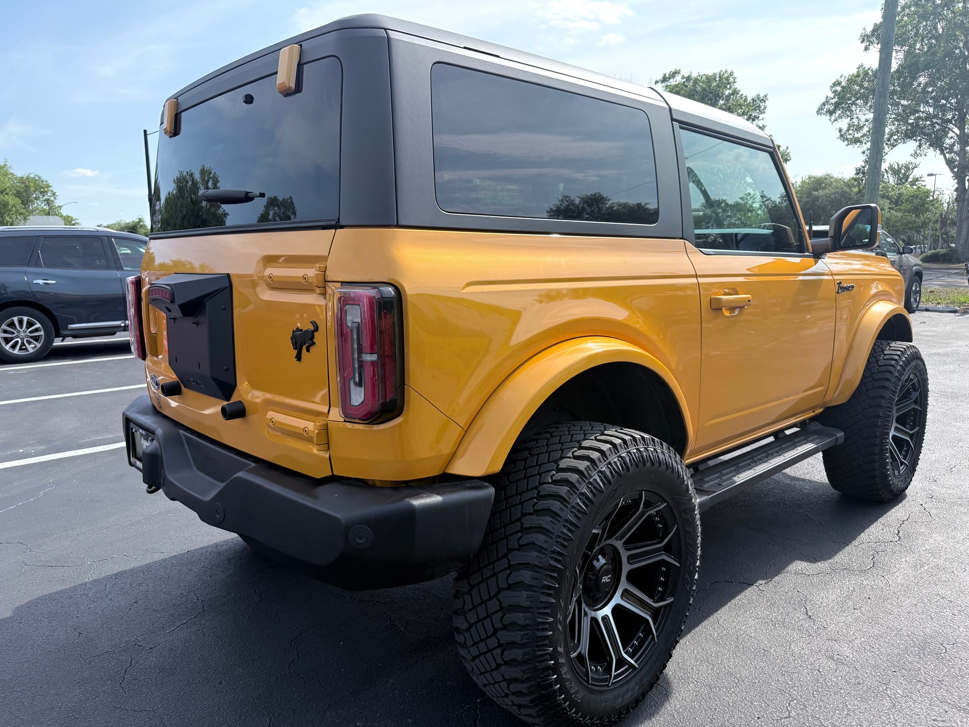 2022 FORD BRONCO - Gallery Image