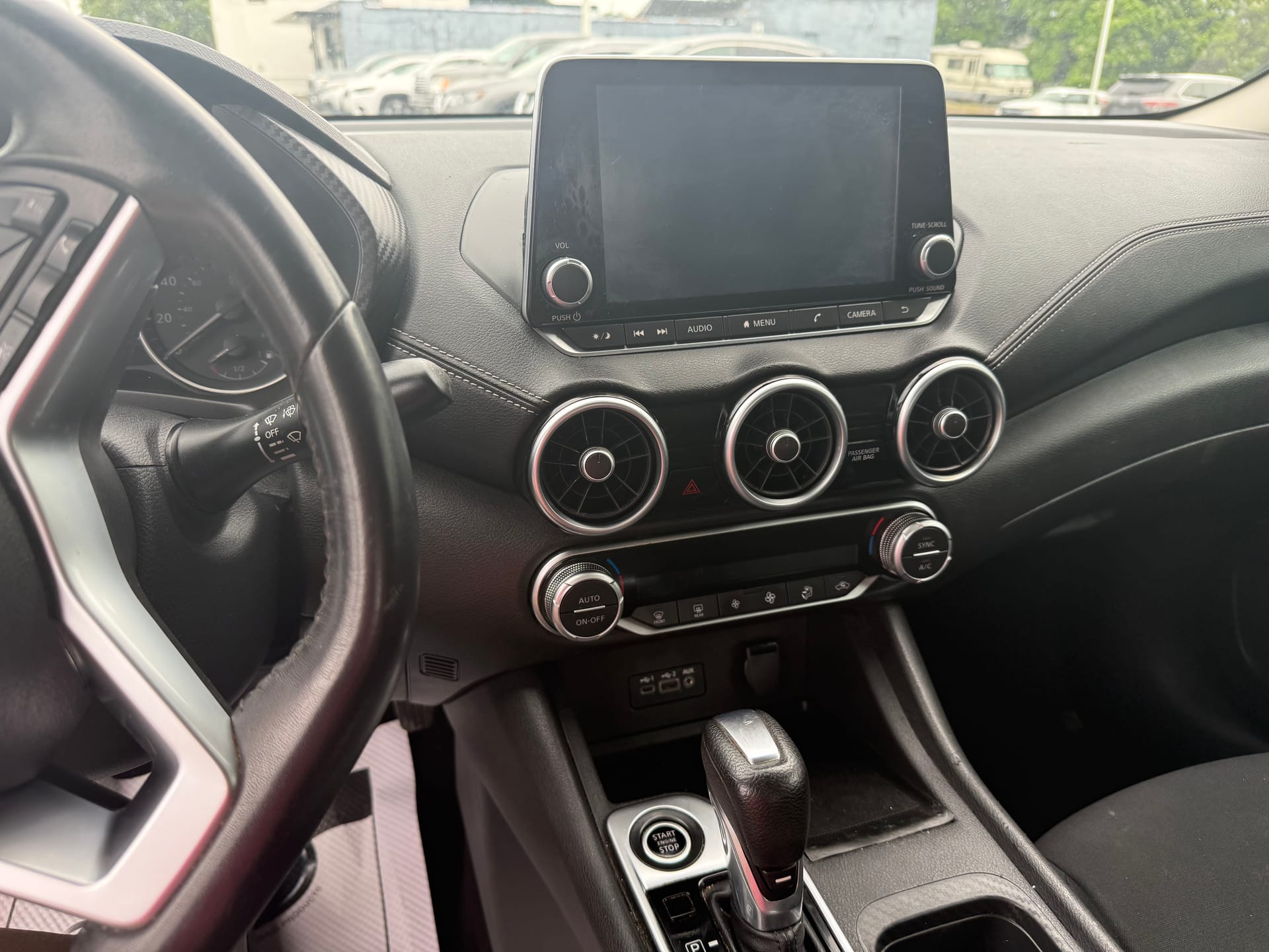 2020 NISSAN SENTRA - Gallery Image