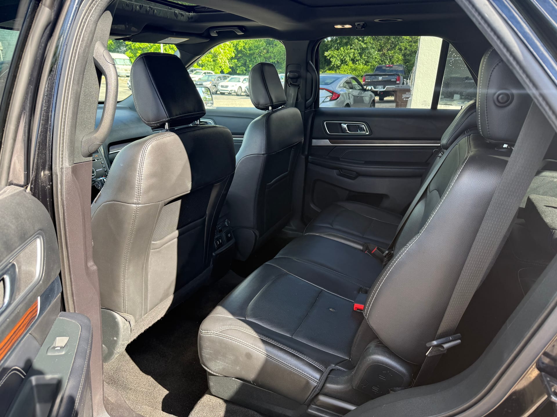 2018 FORD EXPLORER - Gallery Image