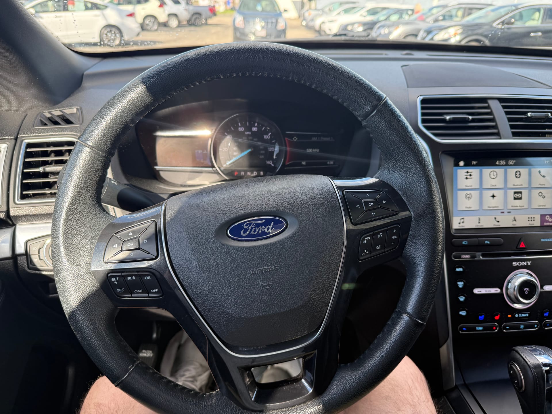 2018 FORD EXPLORER - Gallery Image